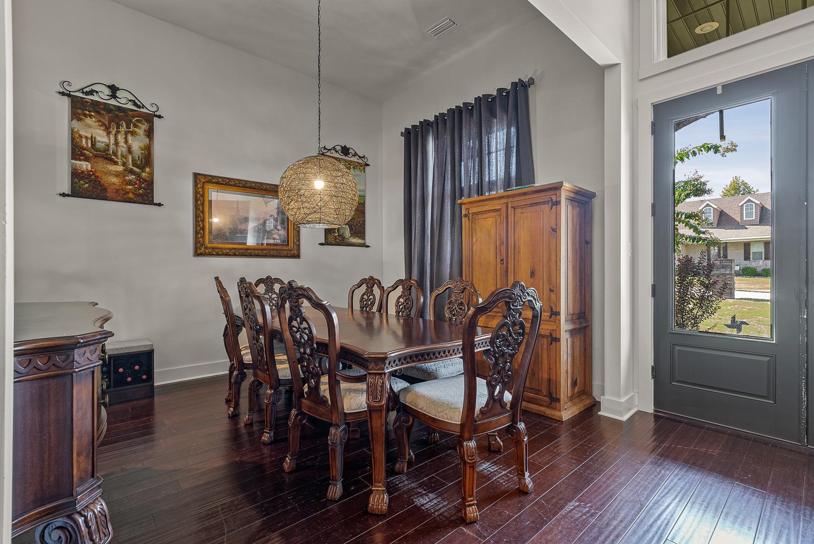 VALLEY VIEW MANOR - Residential