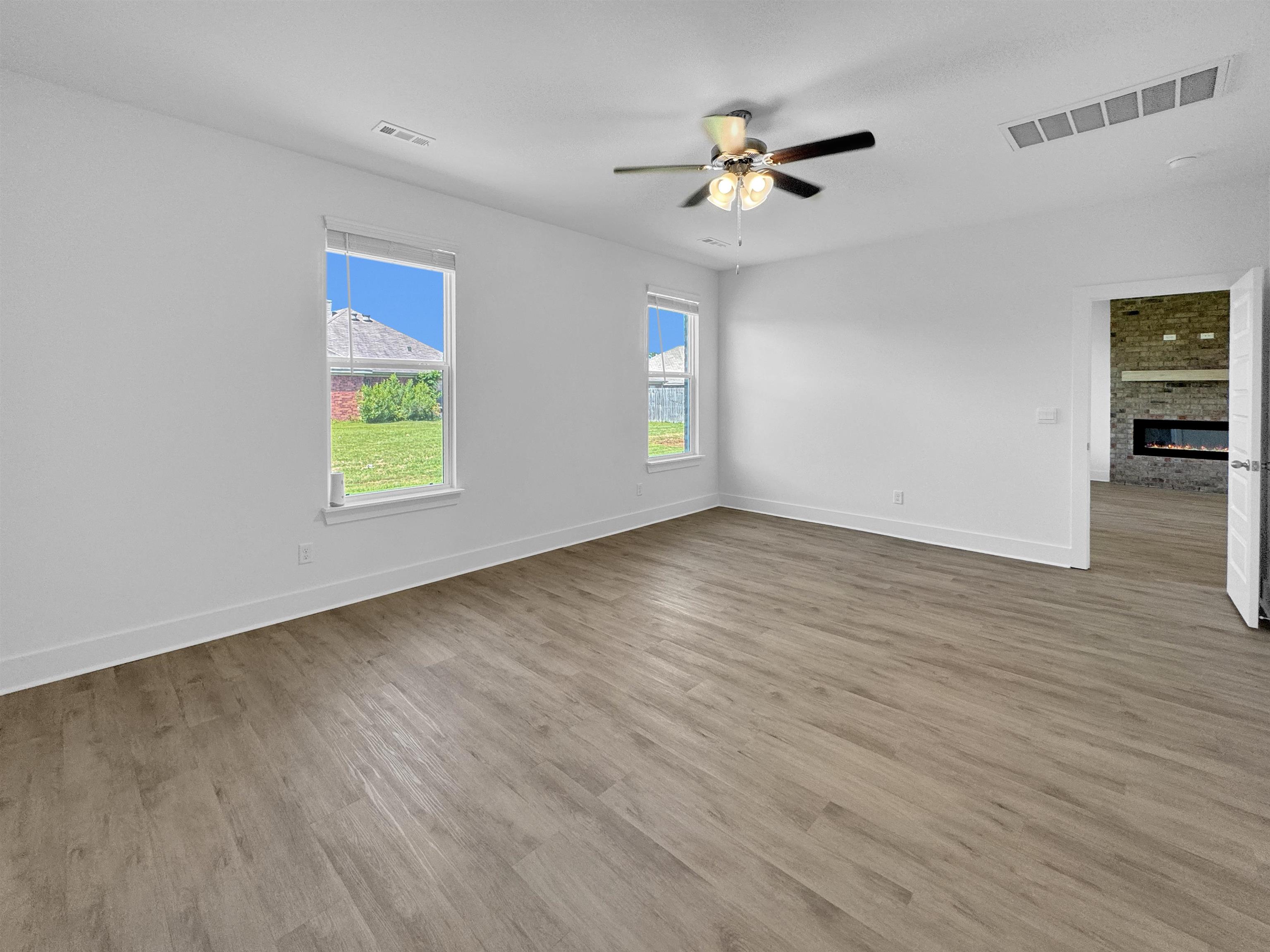 THE RESERVE AT COUNTRY CLUB PHAS - Residential