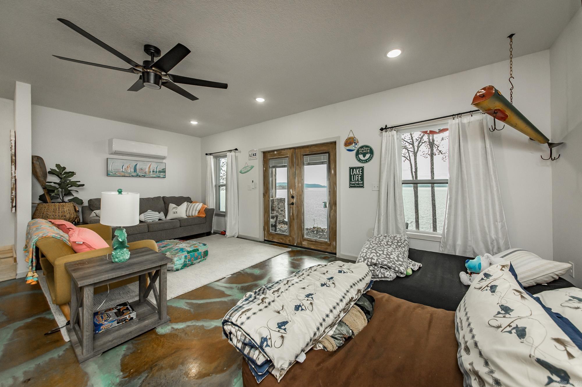 TANNENBAUM - Residential