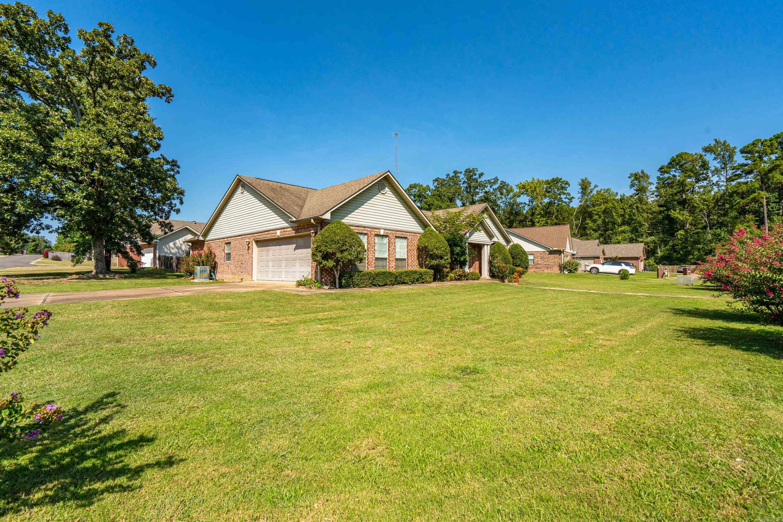 Newton Akers - Residential