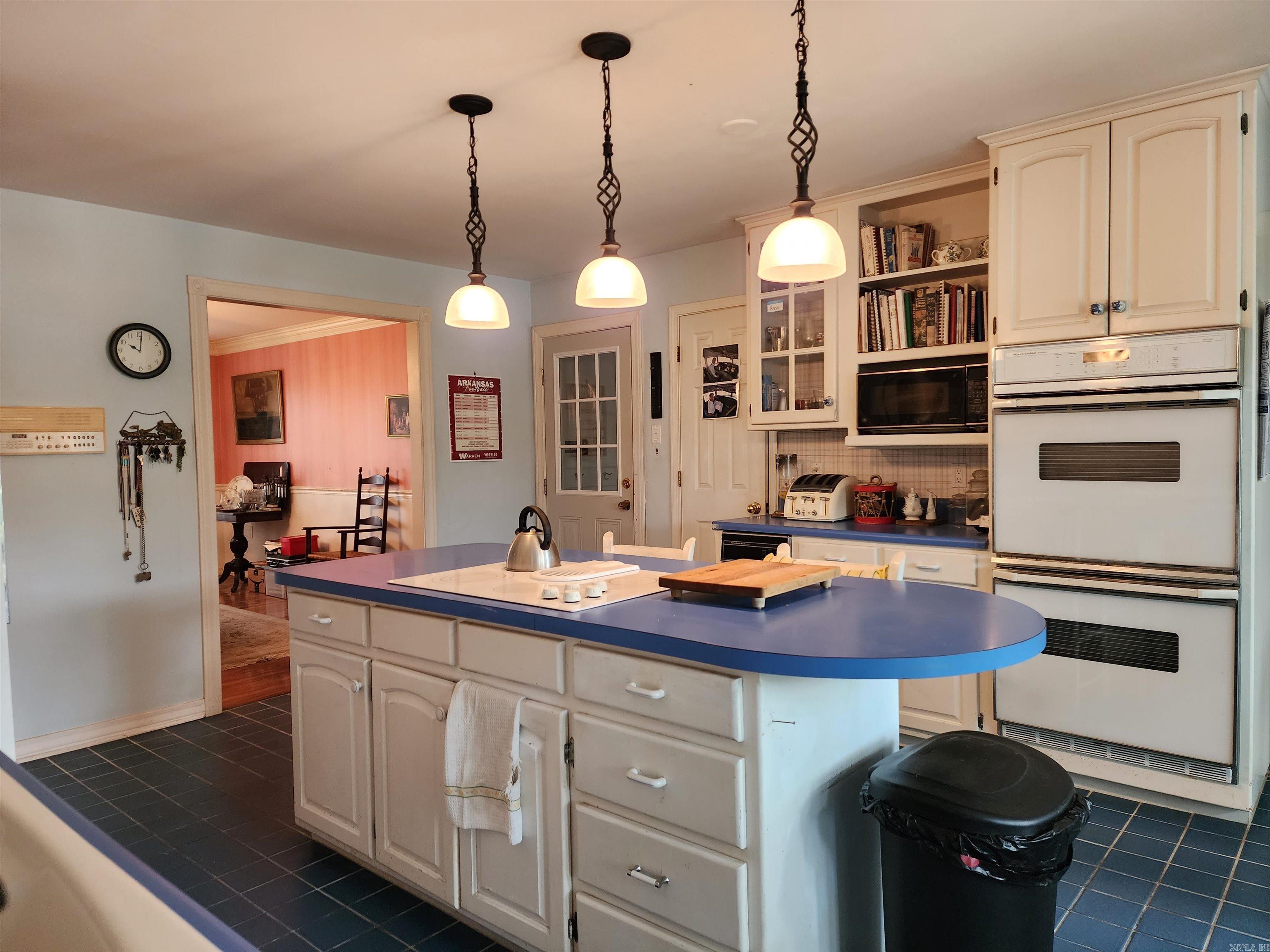 DRIFTWOOD POINT - Residential