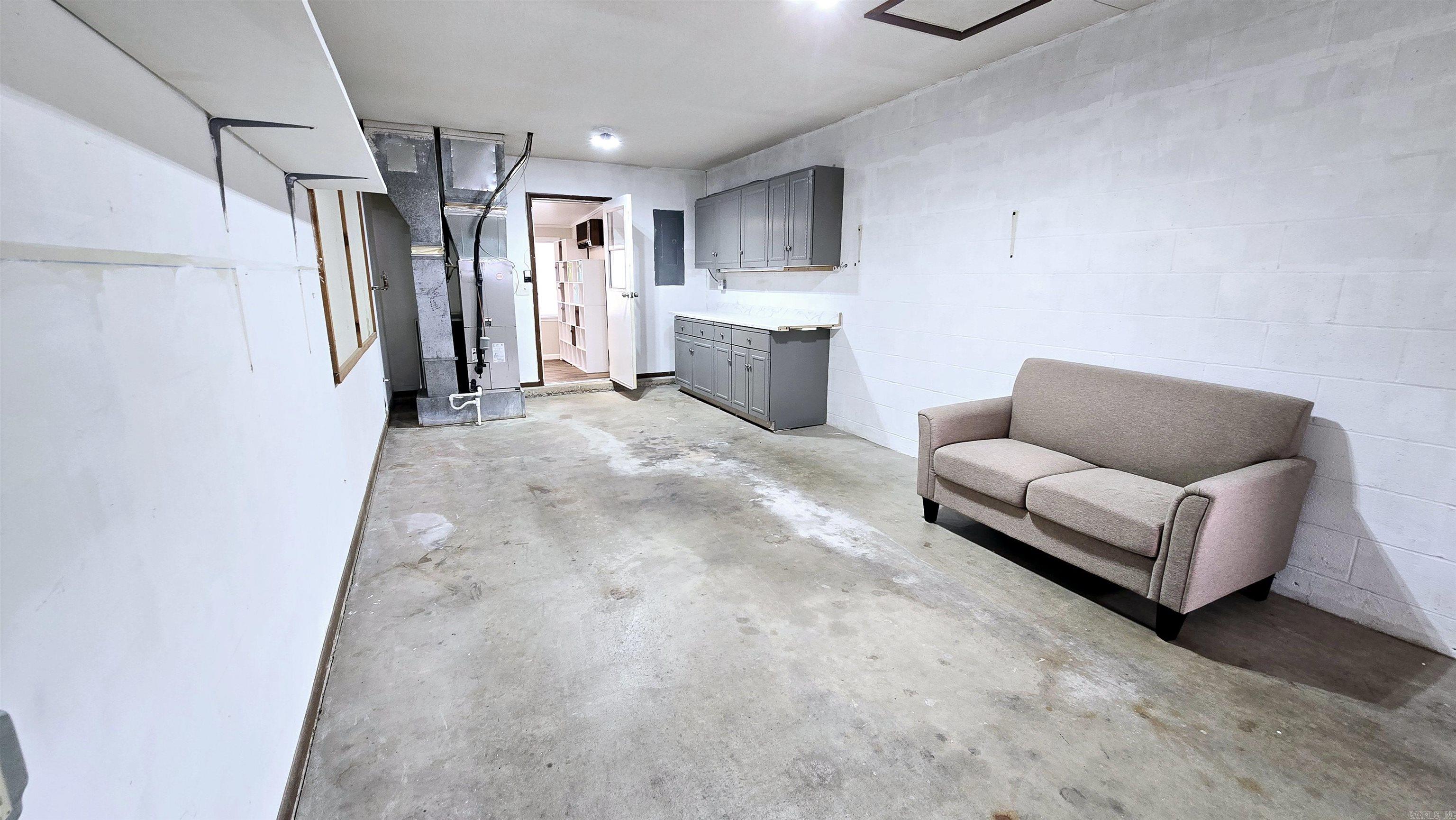 Briarwood East Condos - Residential