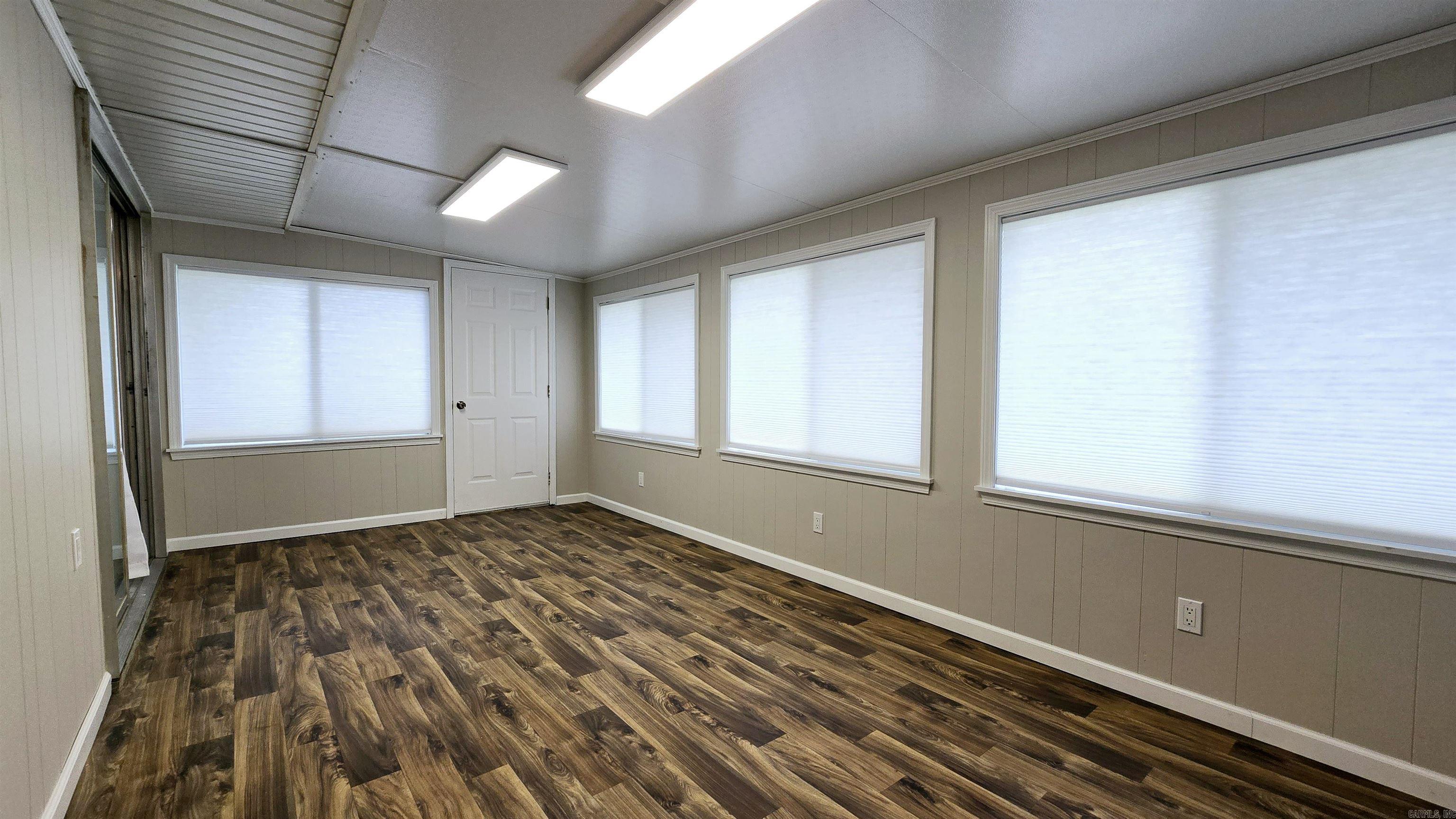 Briarwood East Condos - Residential