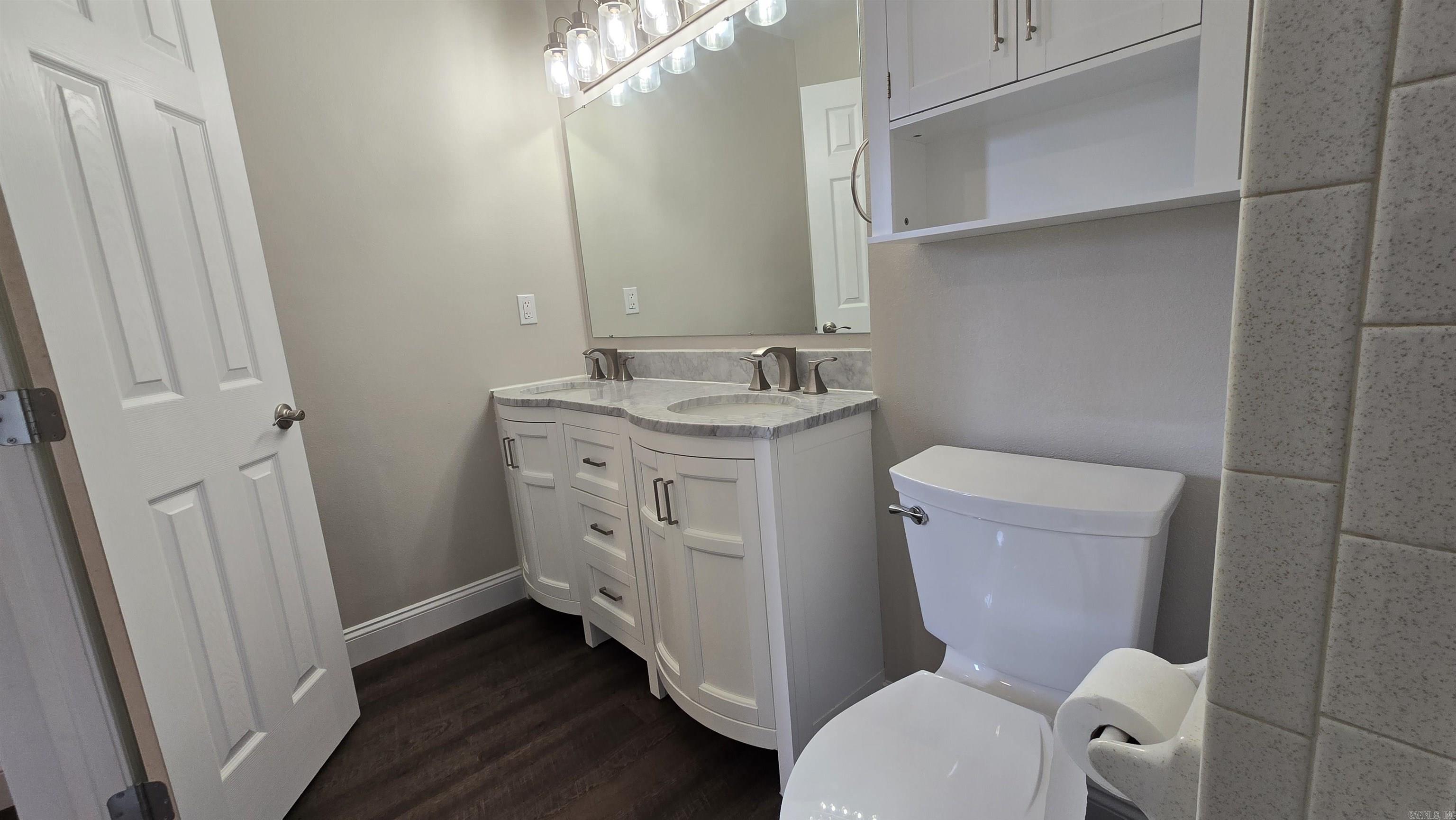 Briarwood East Condos - Residential