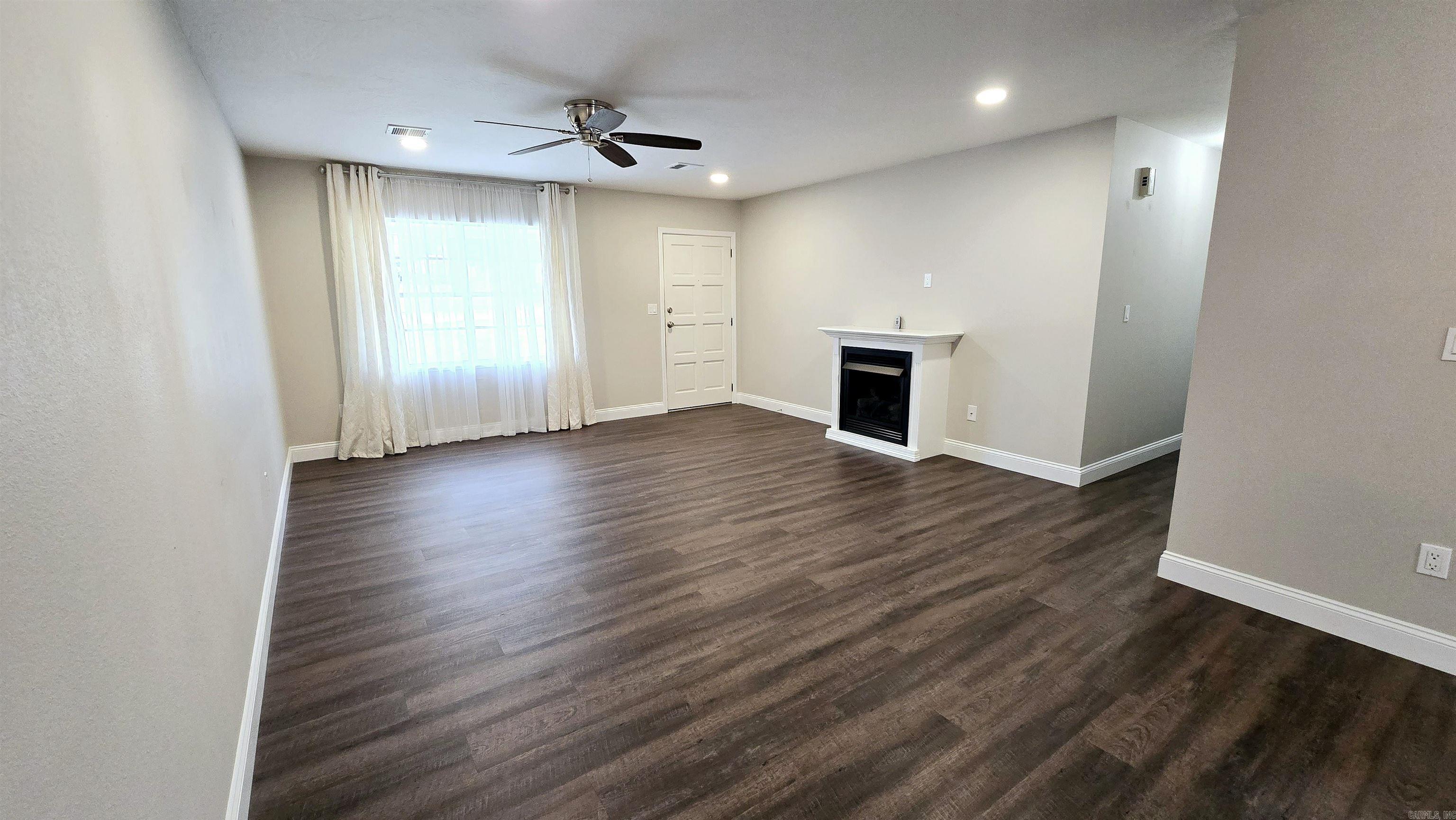 Briarwood East Condos - Residential