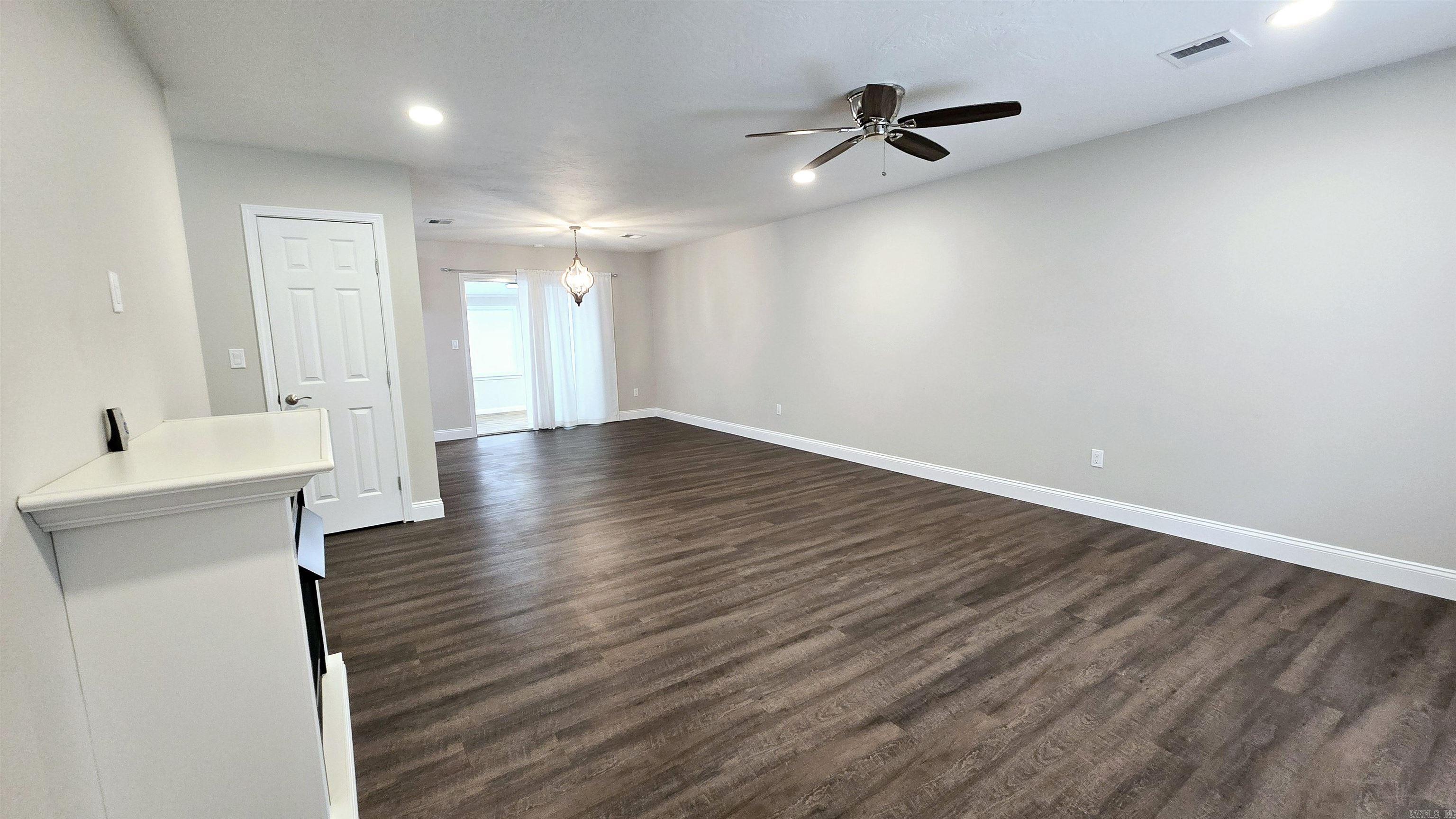 Briarwood East Condos - Residential