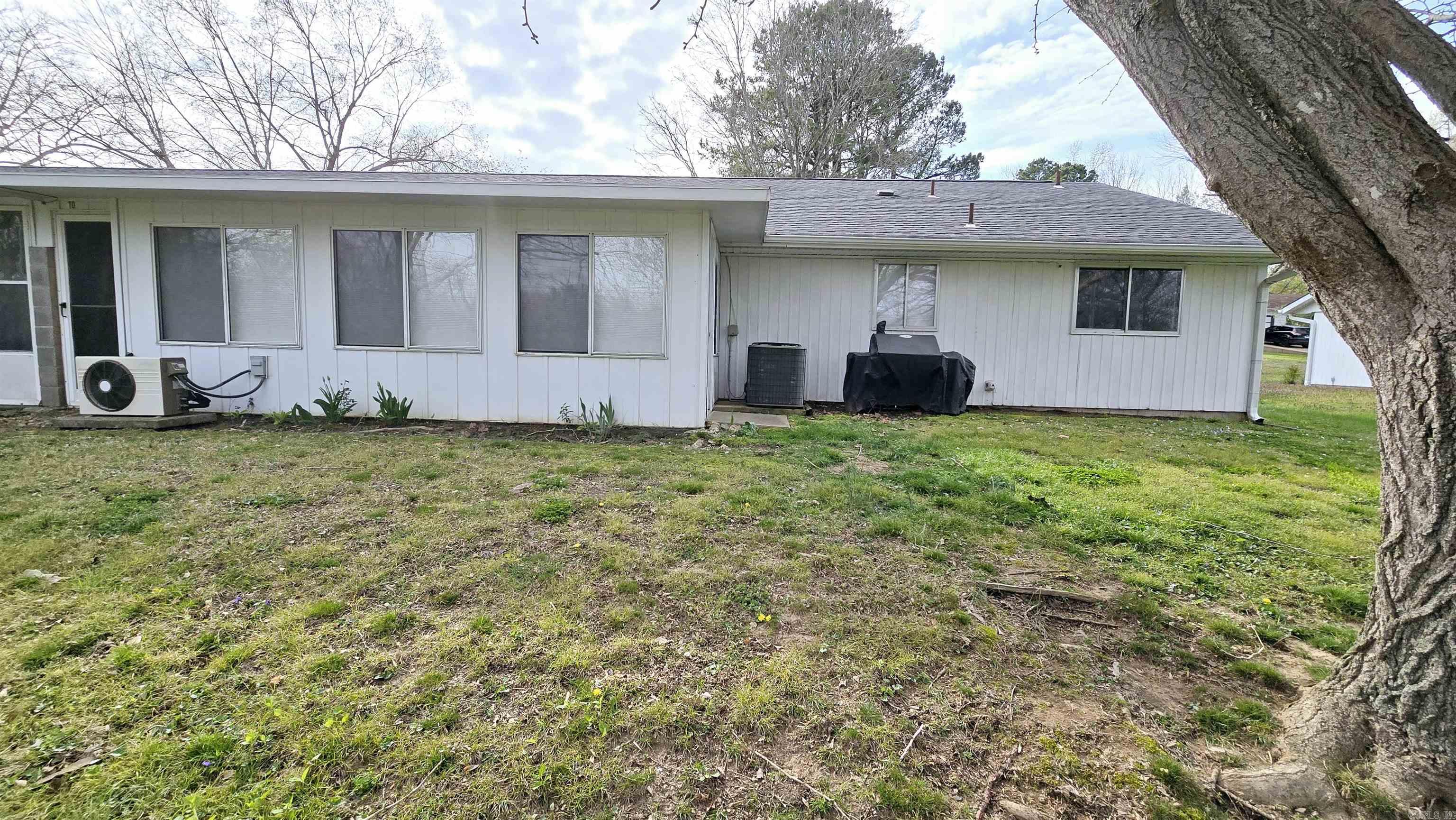 Briarwood East Condos - Residential