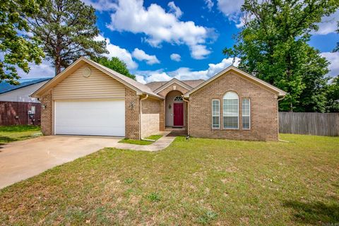 Photo of 407 Linda Lane, Cabot, AR 72023 (MLS # 26016612)