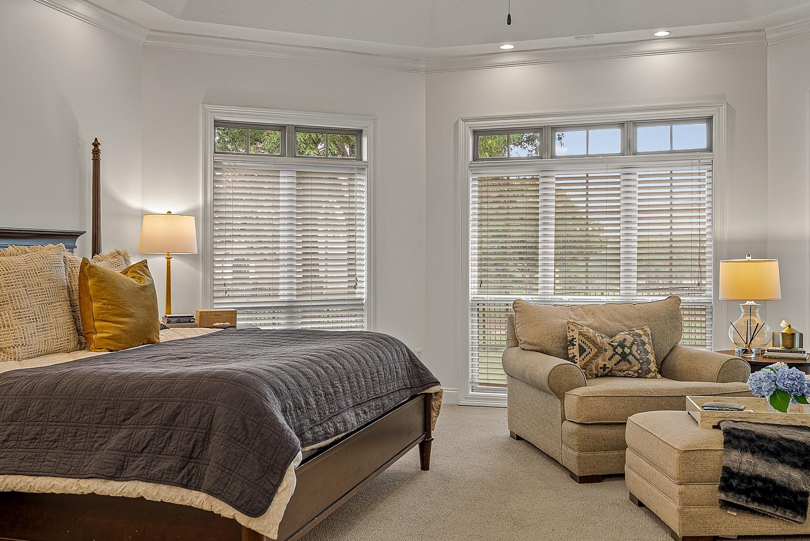 Ridgepointe - Residential
