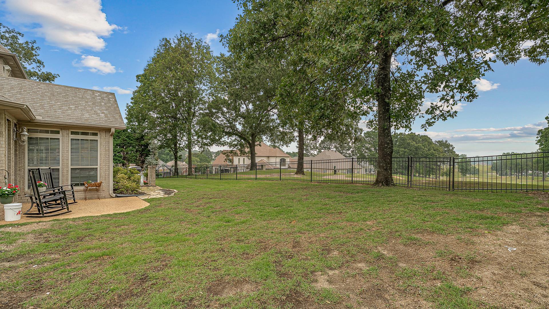 Ridgepointe - Residential