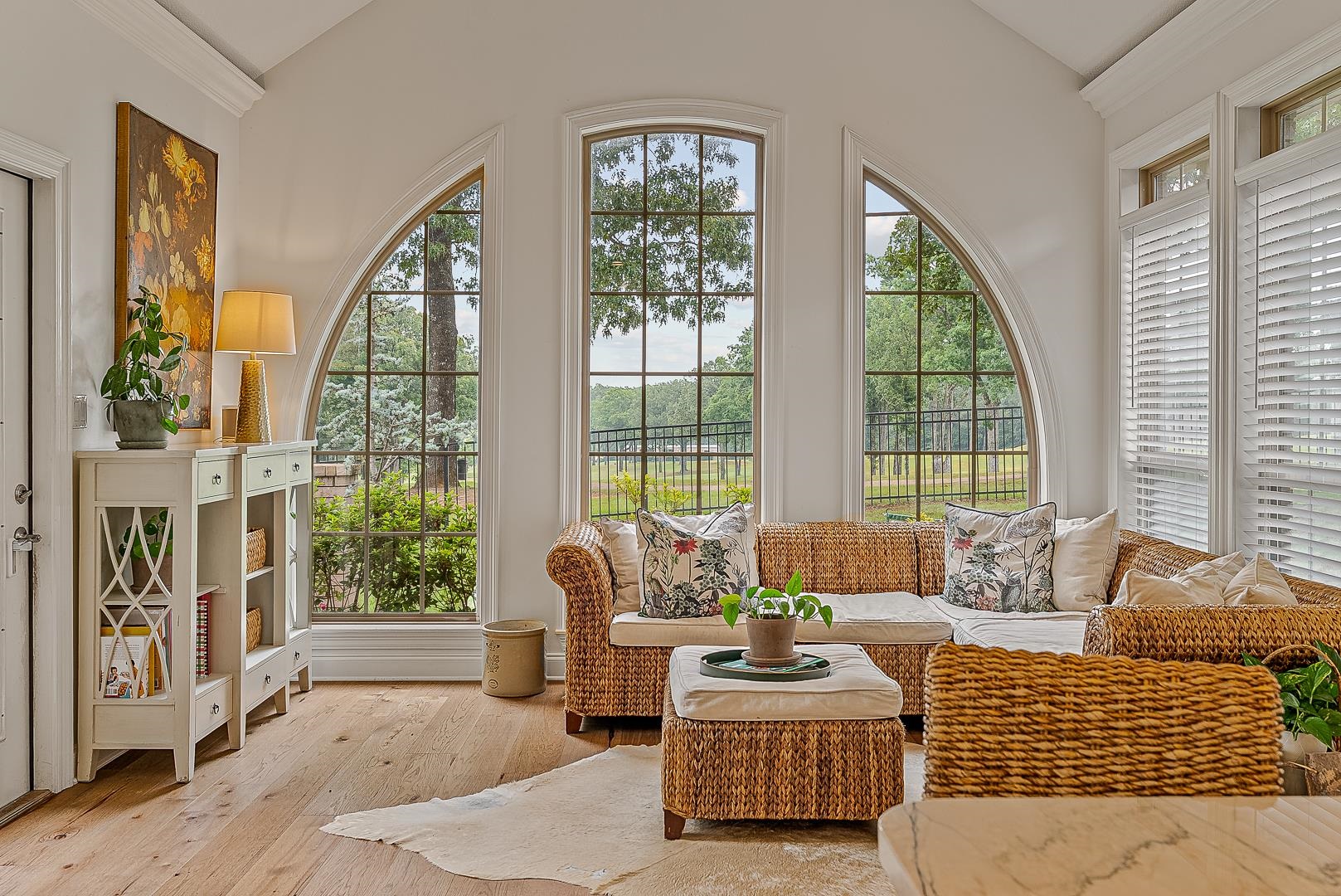 Ridgepointe - Residential