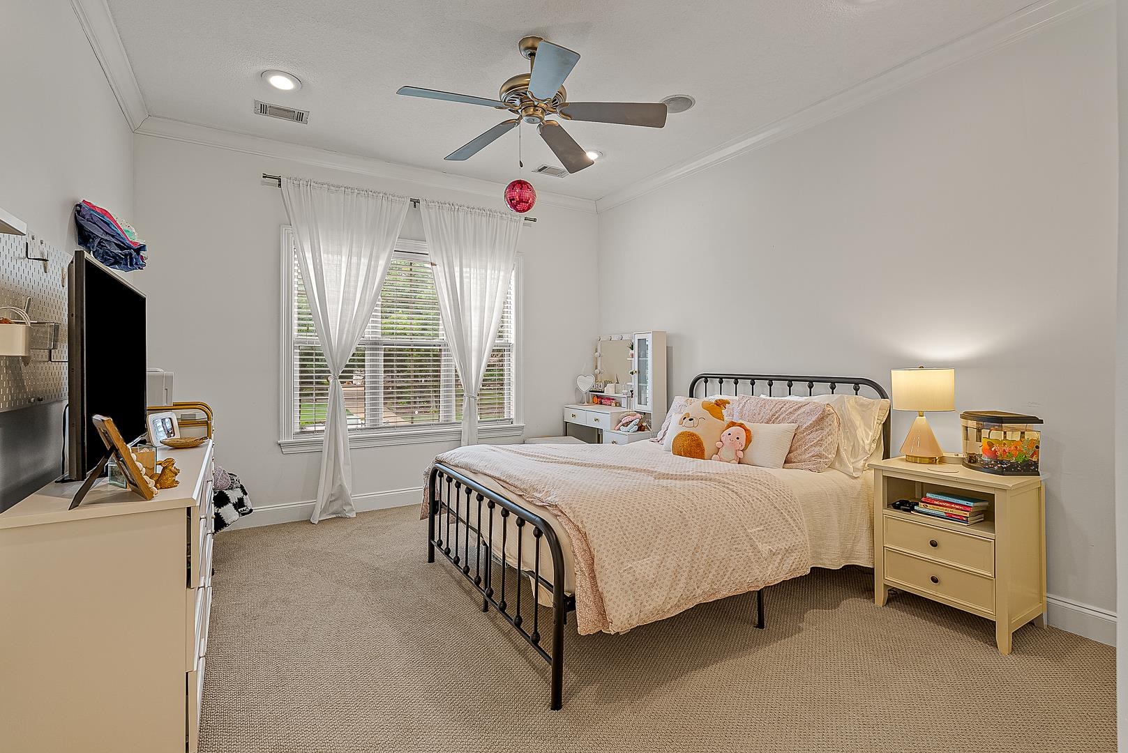 Ridgepointe - Residential