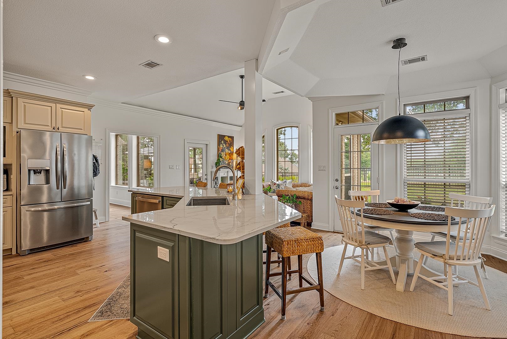 Ridgepointe - Residential