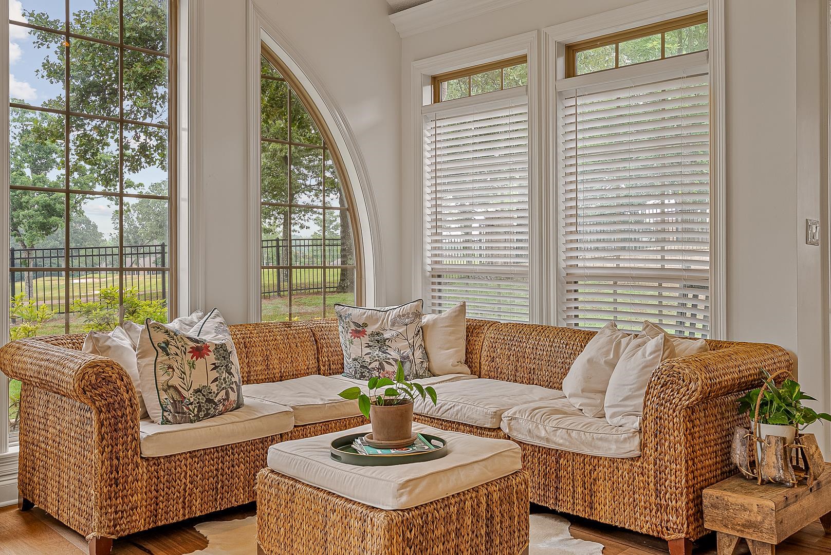 Ridgepointe - Residential