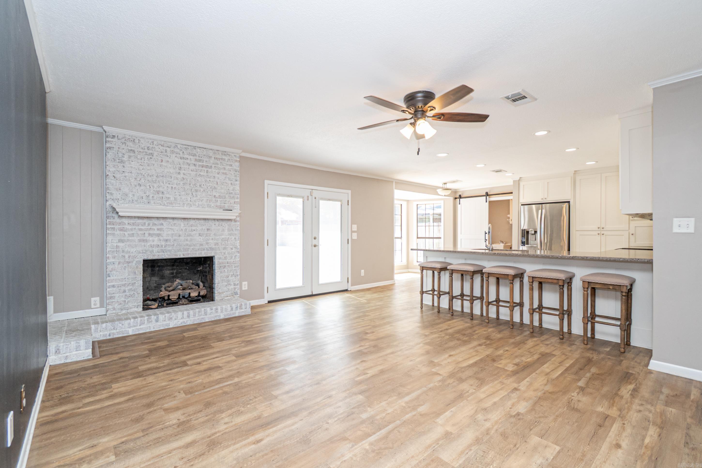 WOODLAND HILLS  # 2 - Residential