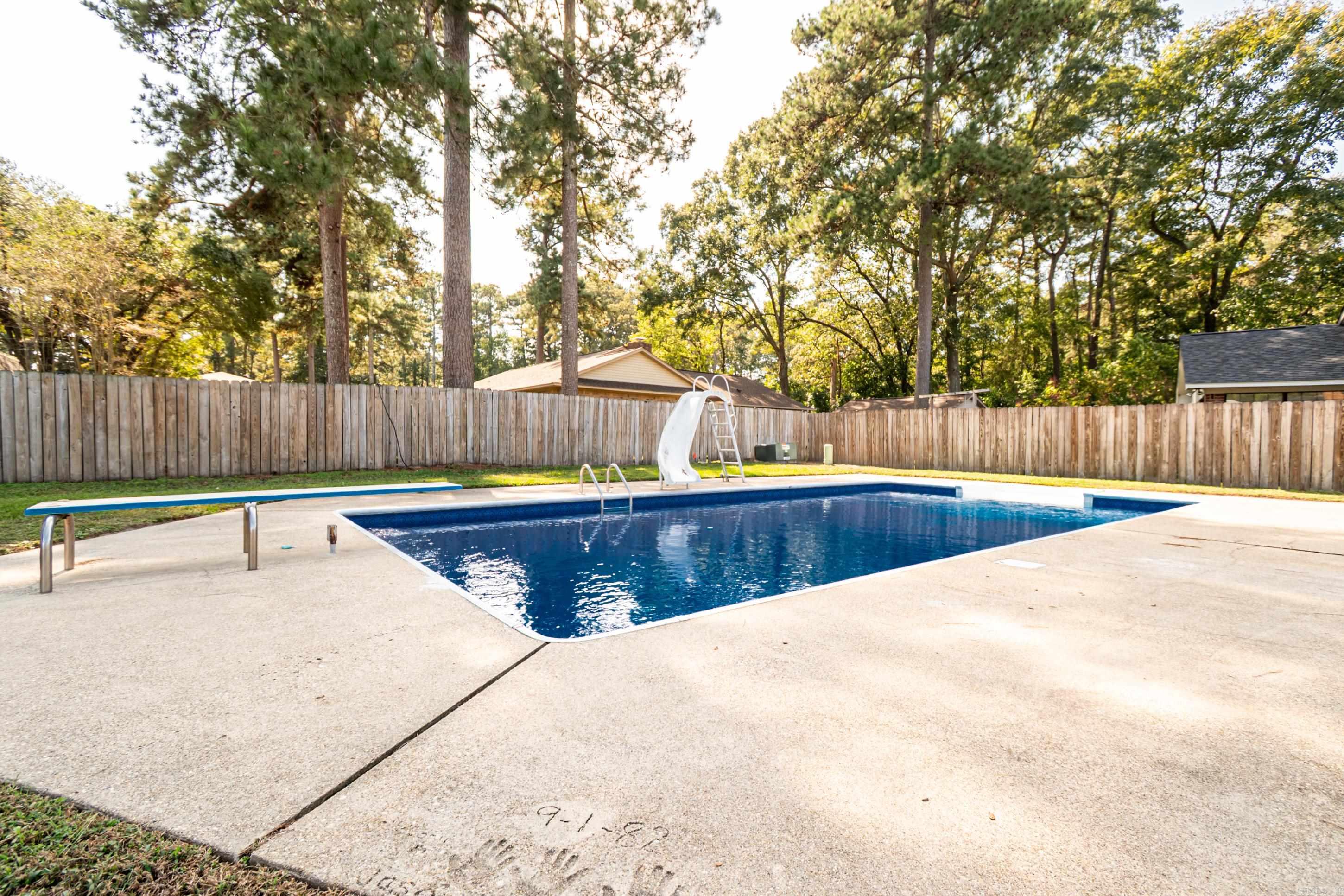 WOODLAND HILLS  # 2 - Residential