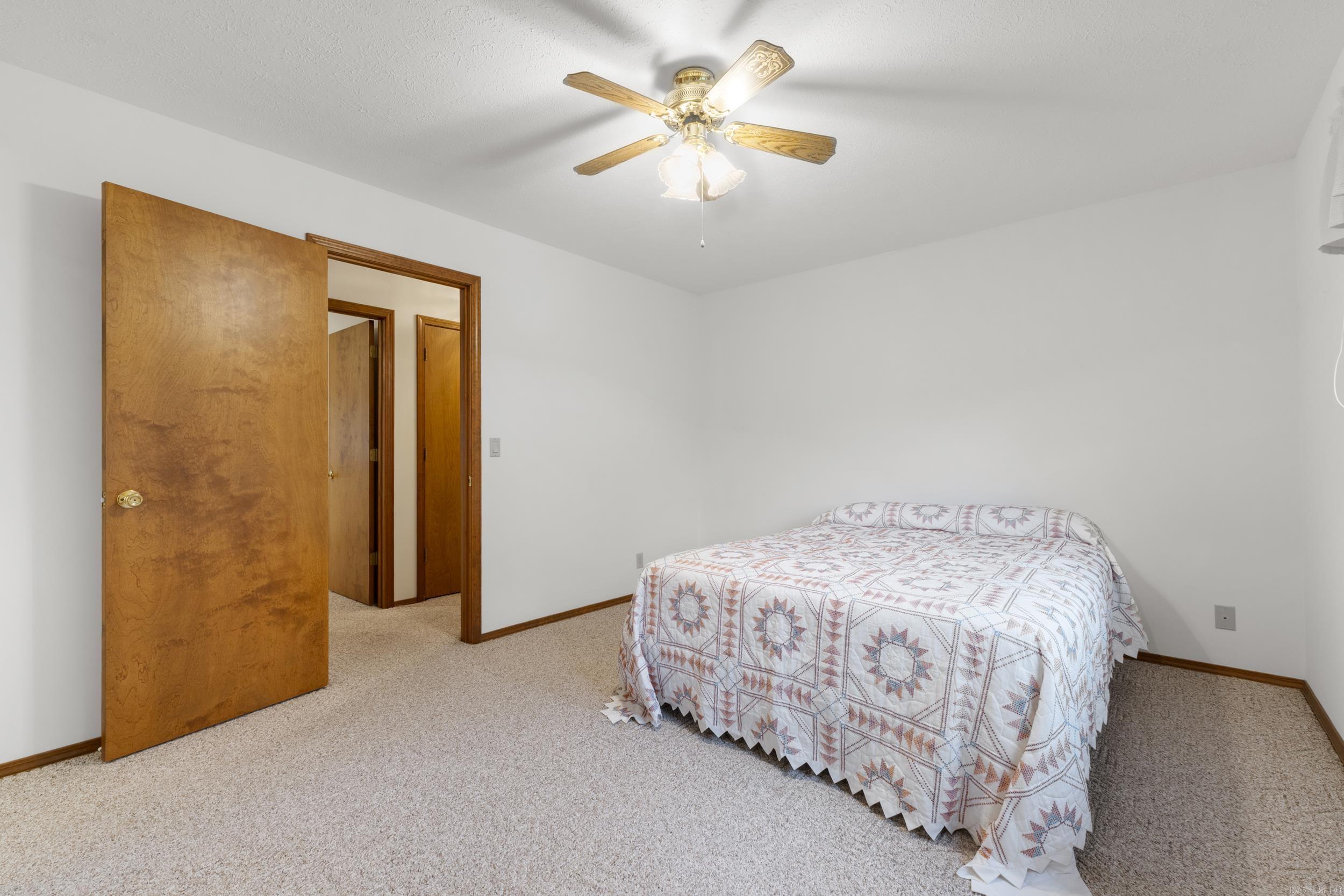 DEVONSHIRE LAKE ESTATES - Residential