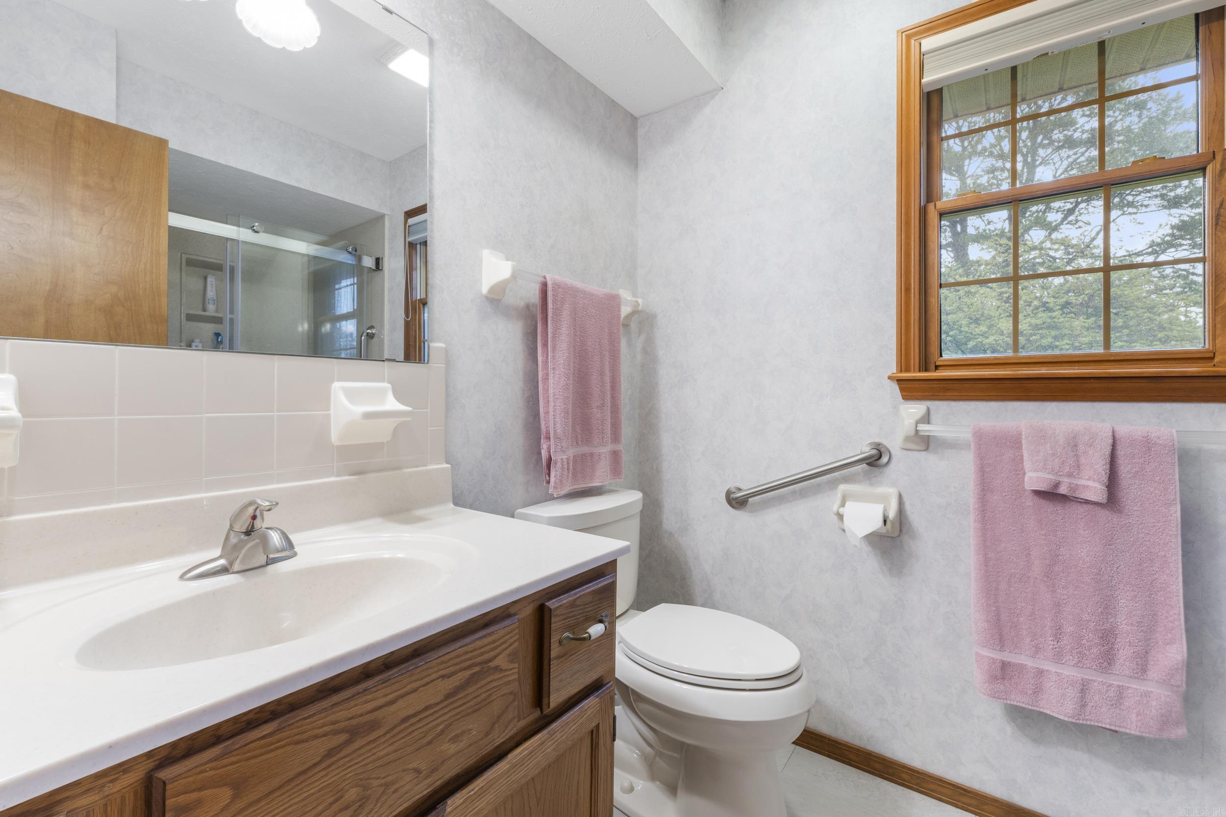 DEVONSHIRE LAKE ESTATES - Residential