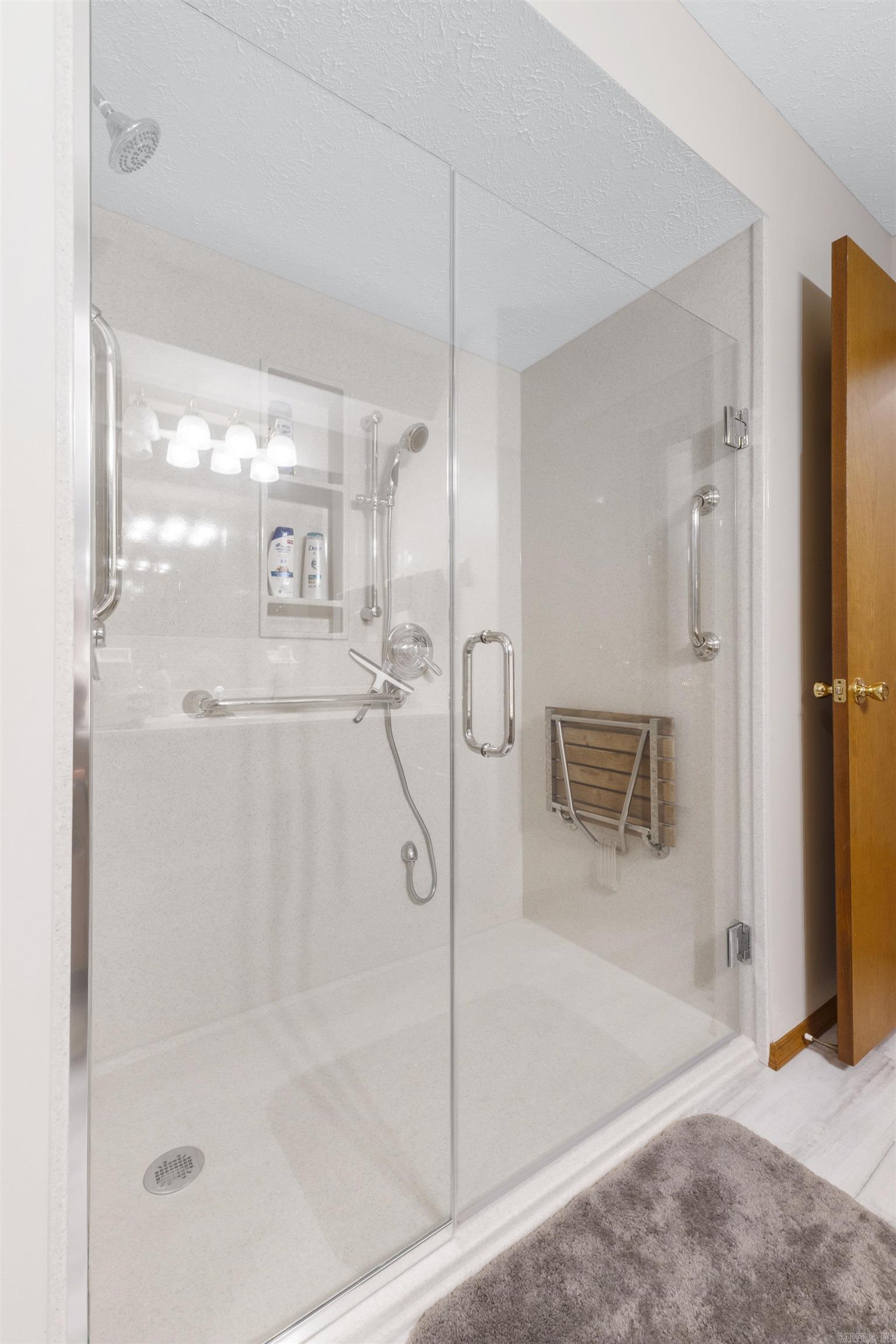 DEVONSHIRE LAKE ESTATES - Residential