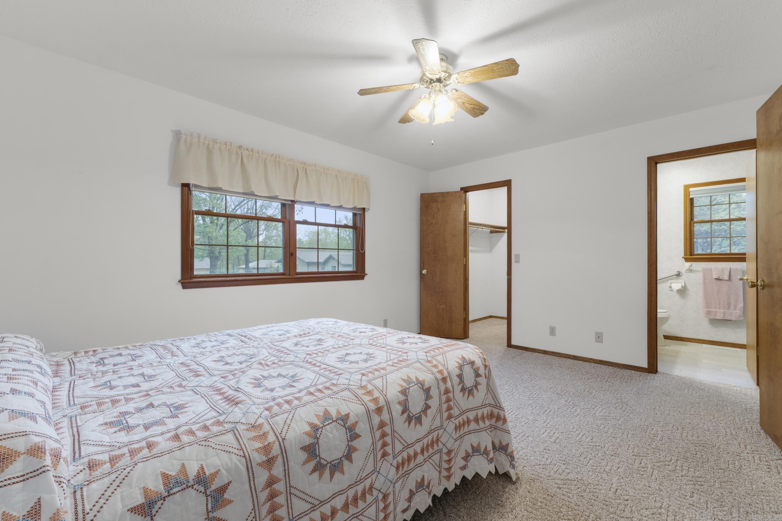 DEVONSHIRE LAKE ESTATES - Residential