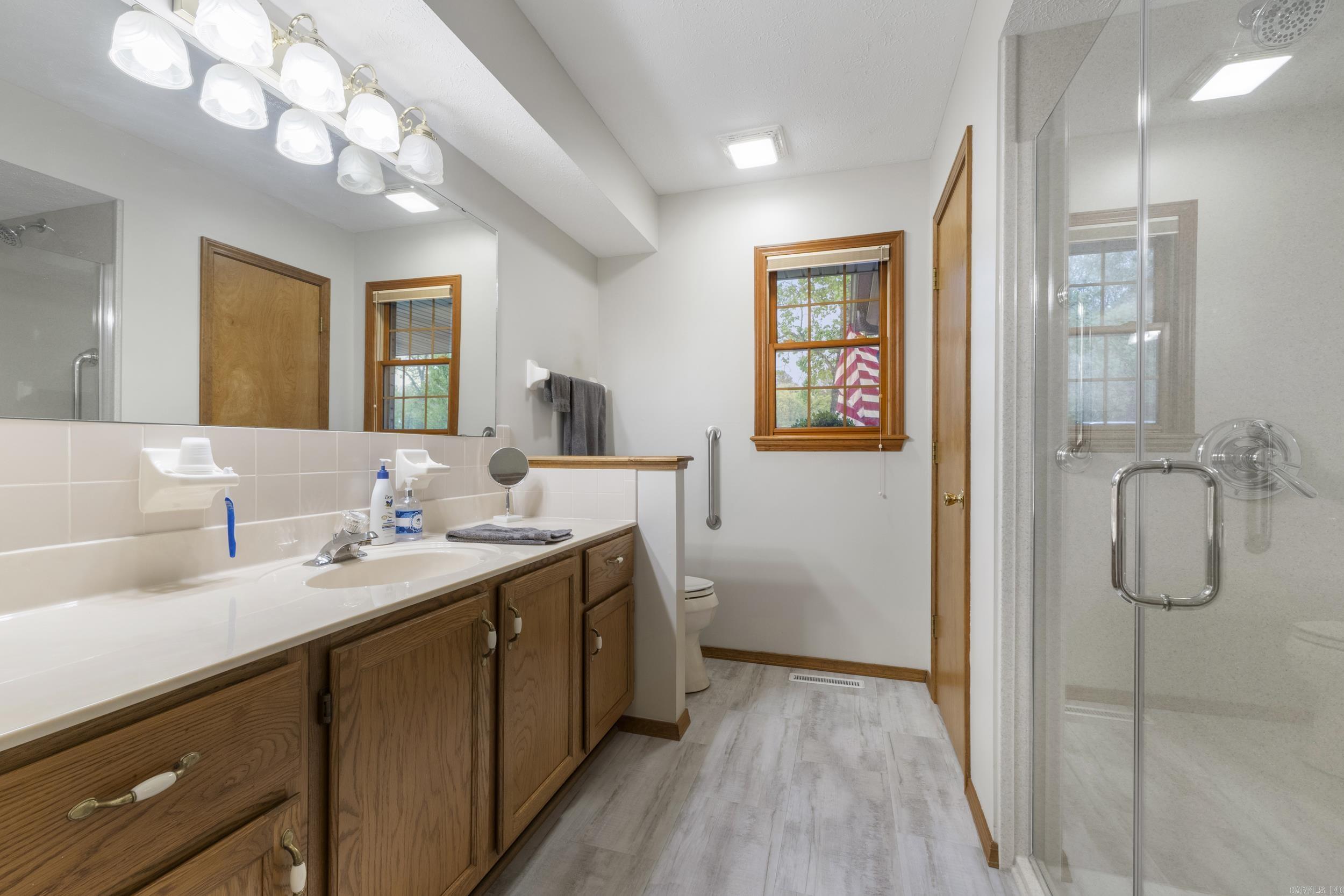 DEVONSHIRE LAKE ESTATES - Residential