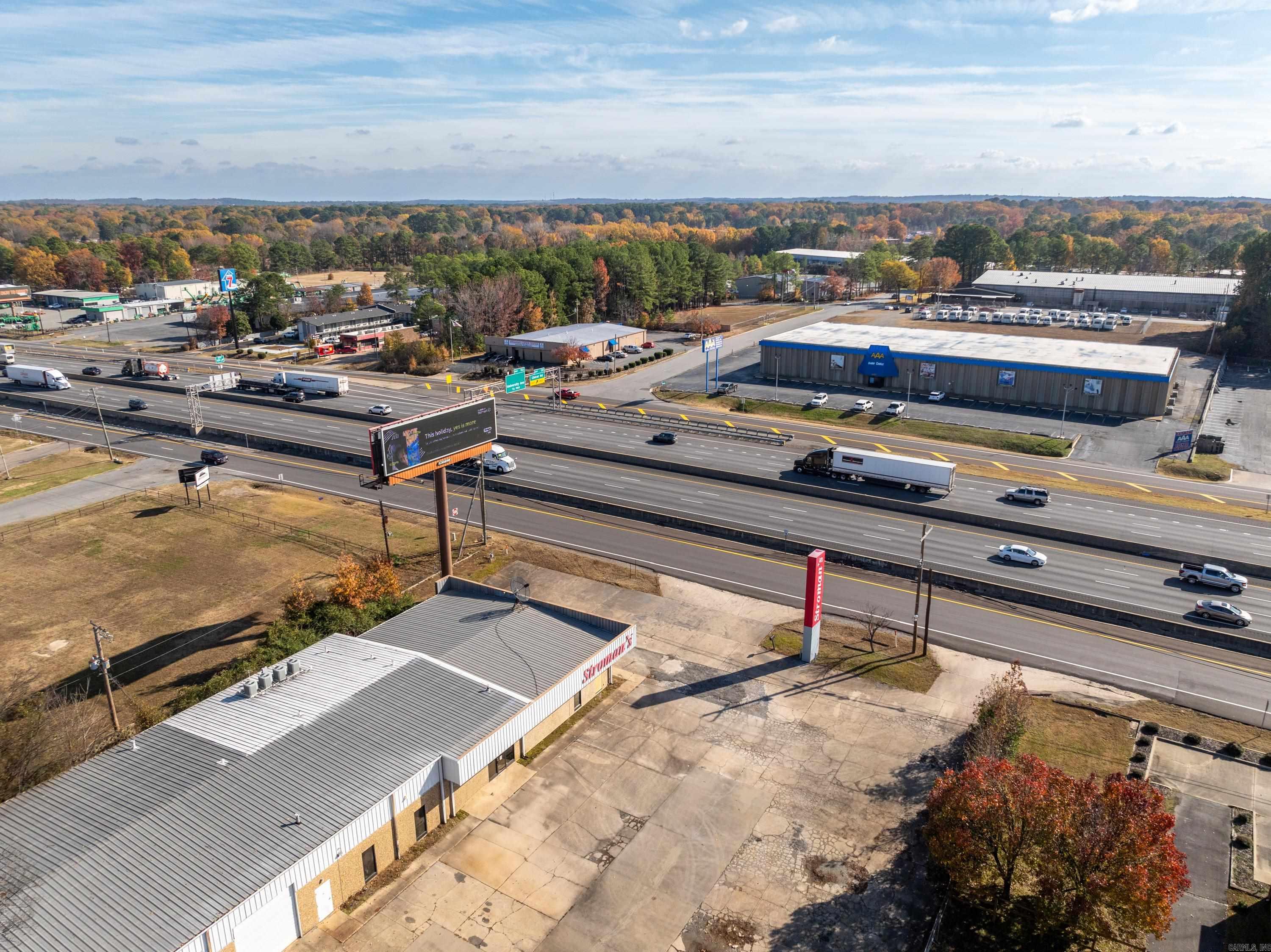 1N-13-35 - Commercial Sale
