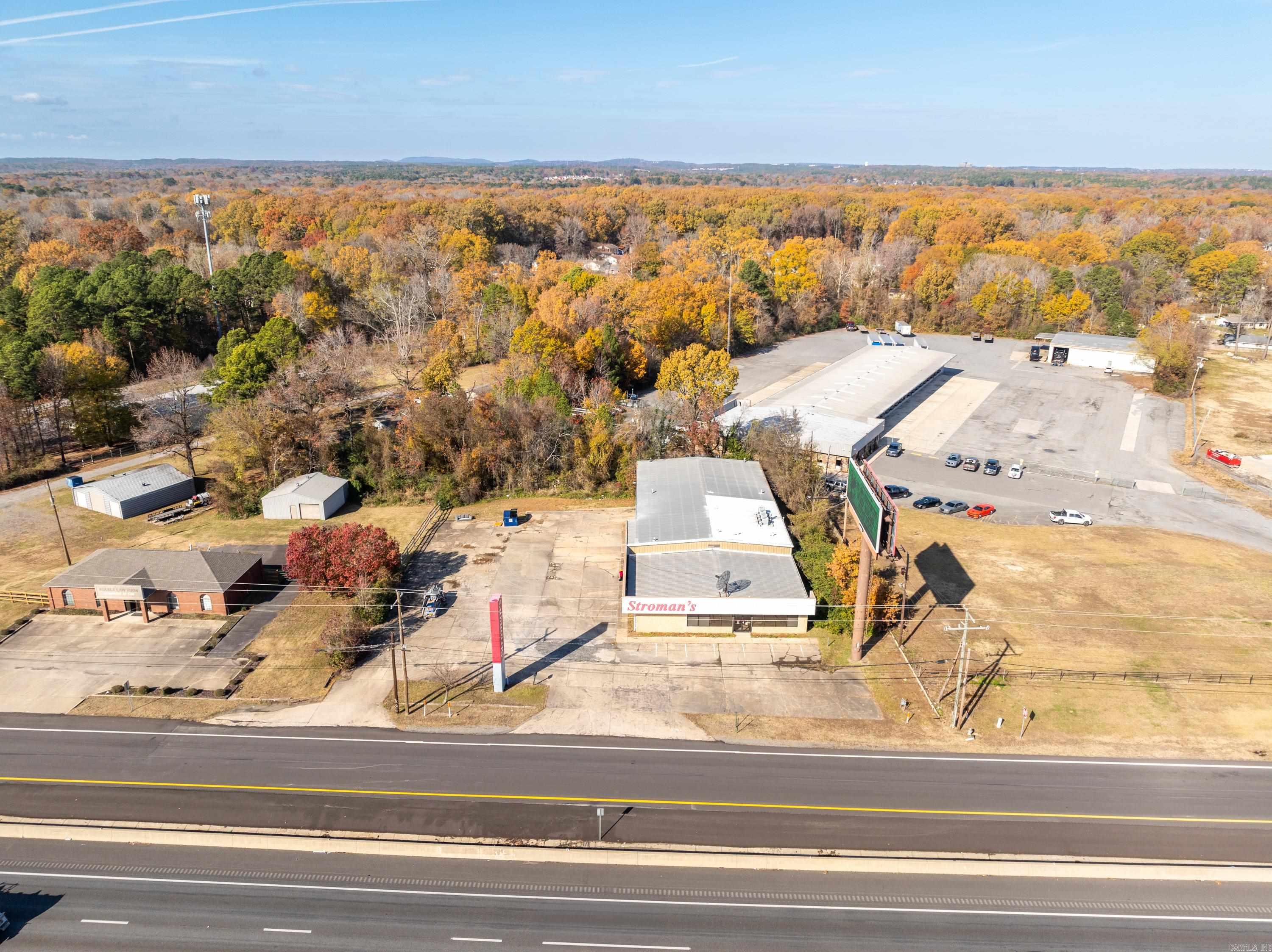 1N-13-35 - Commercial Sale
