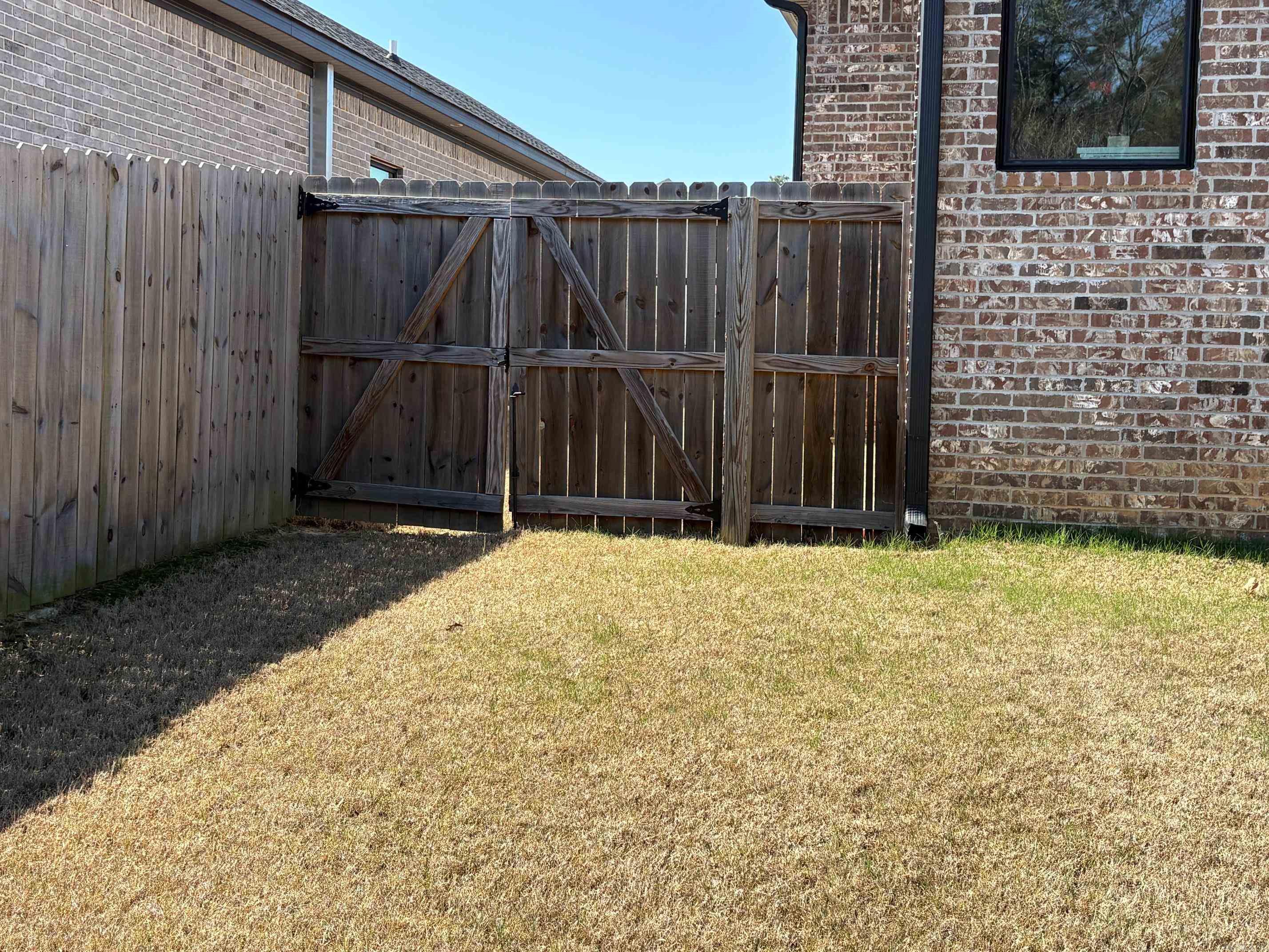 NORTHSHORE RIDGE - Residential Lease