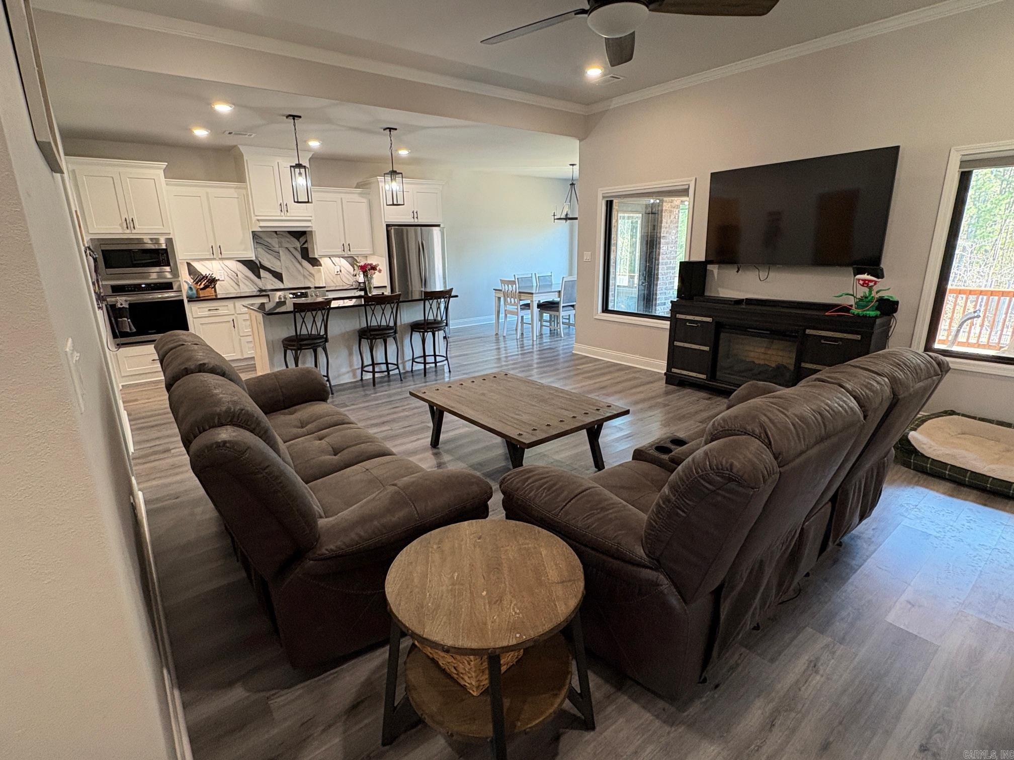 NORTHSHORE RIDGE - Residential Lease