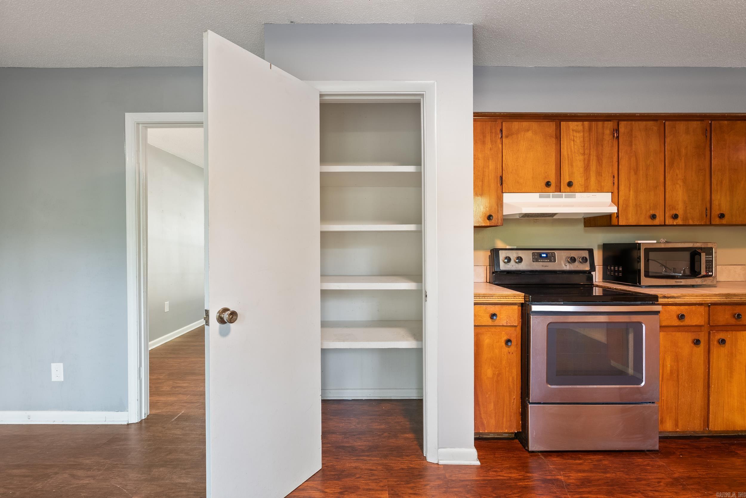 CONWAY MANOR - Residential