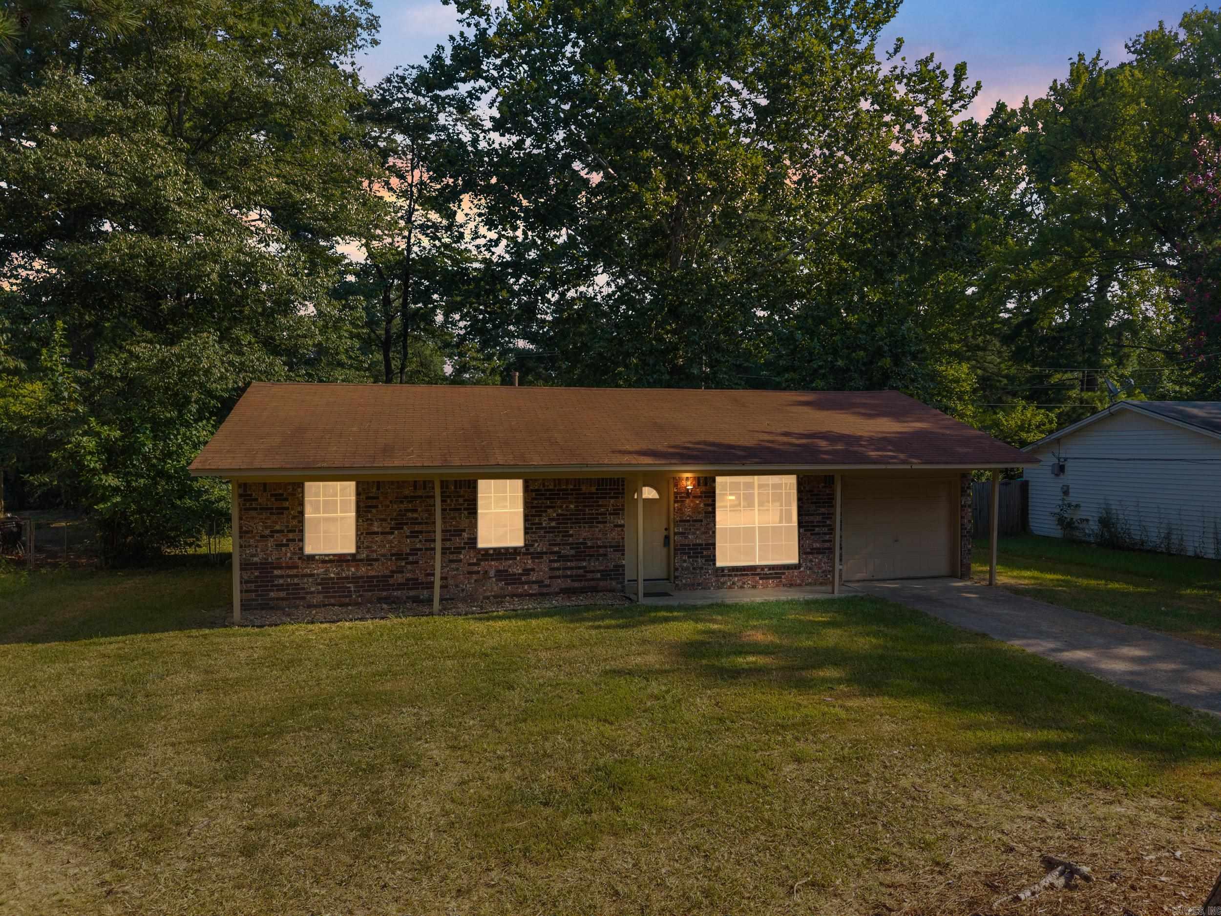 CONWAY MANOR - Residential