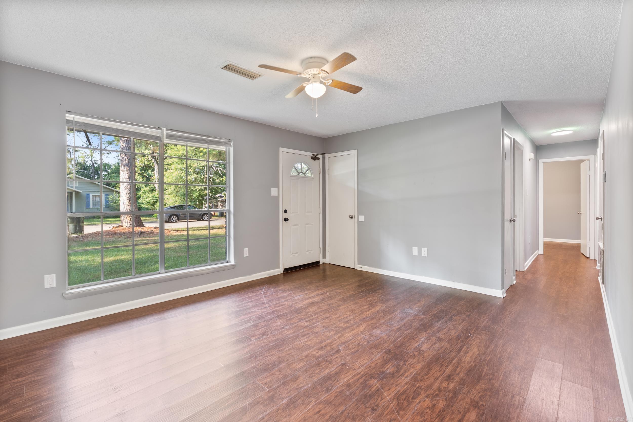 CONWAY MANOR - Residential