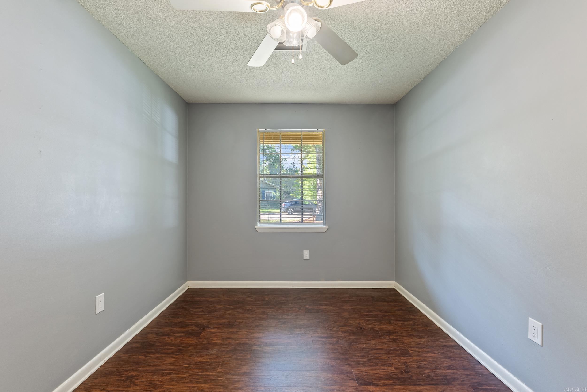 CONWAY MANOR - Residential