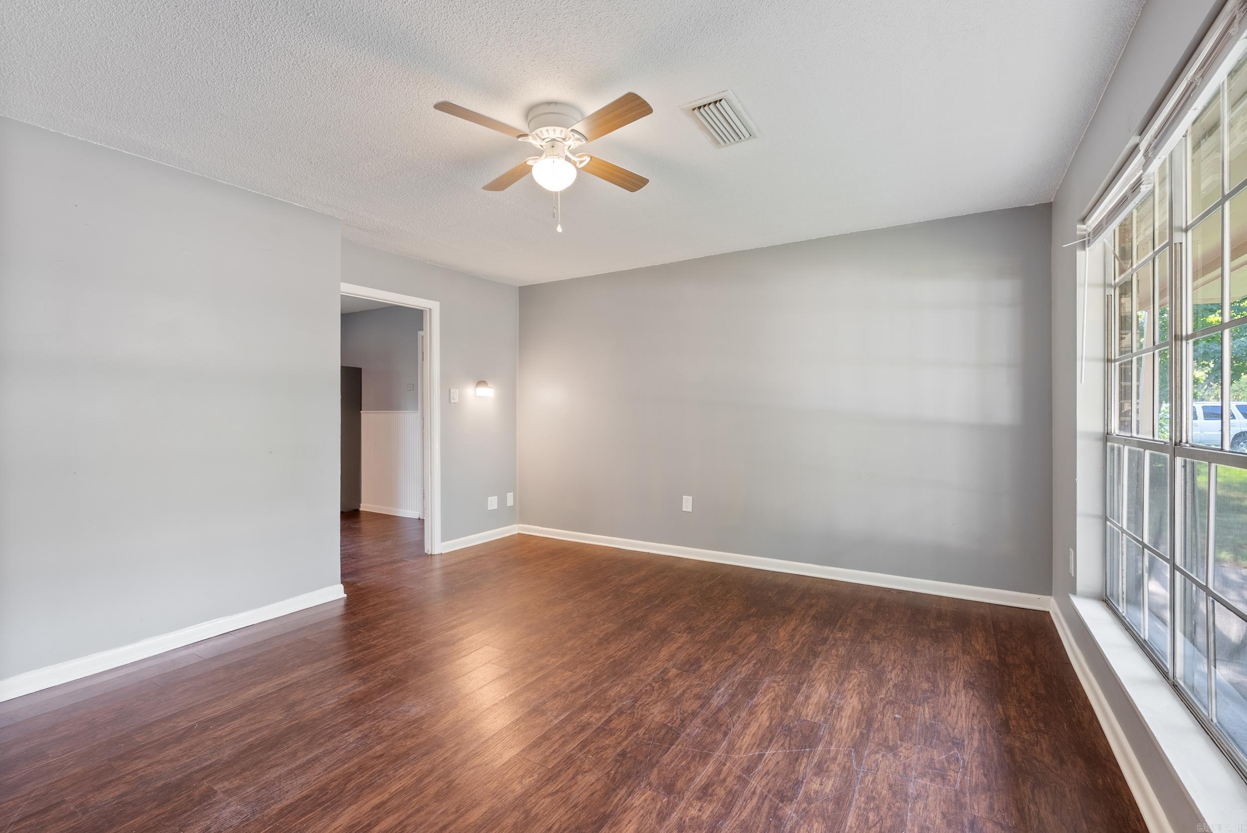 CONWAY MANOR - Residential