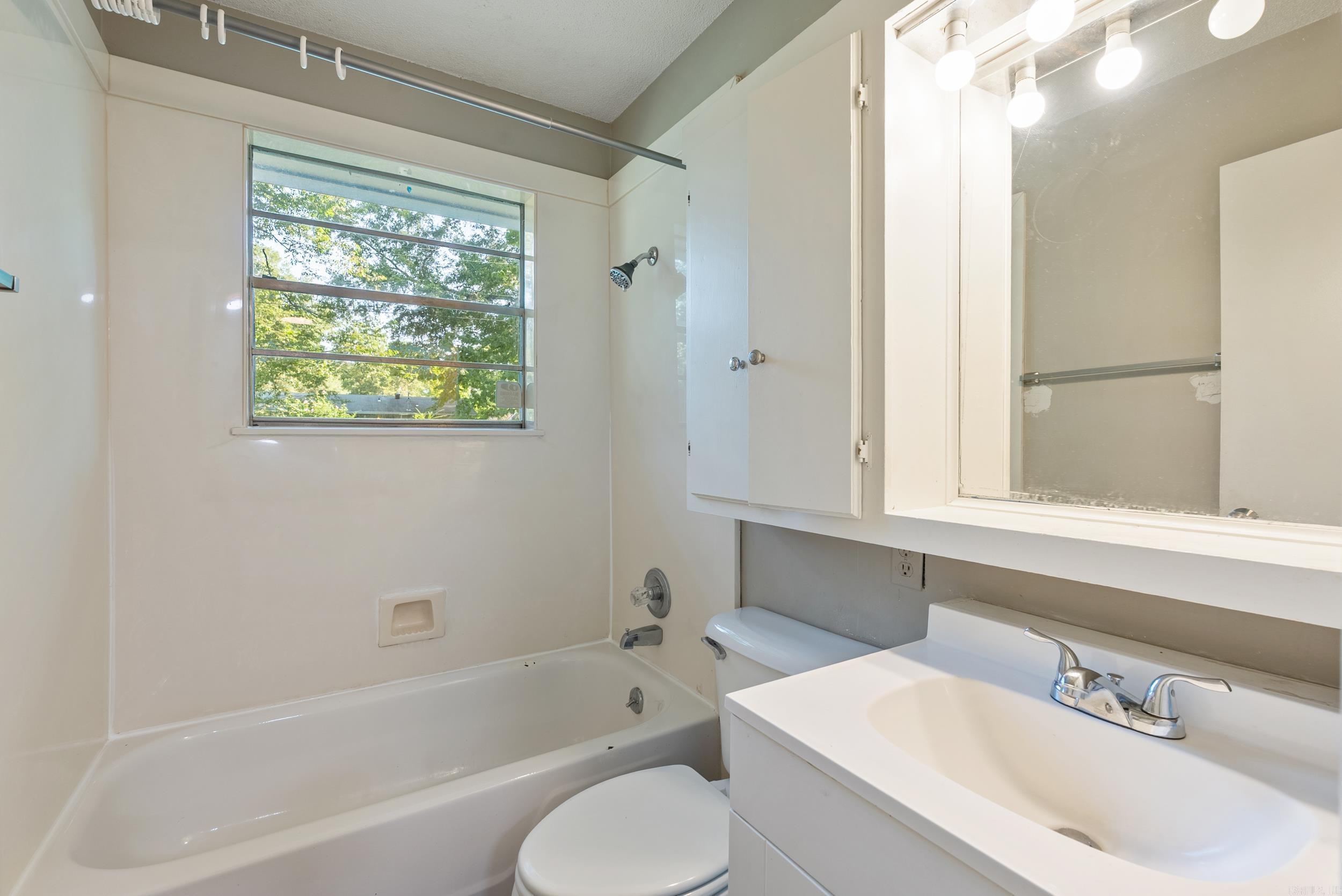 CONWAY MANOR - Residential