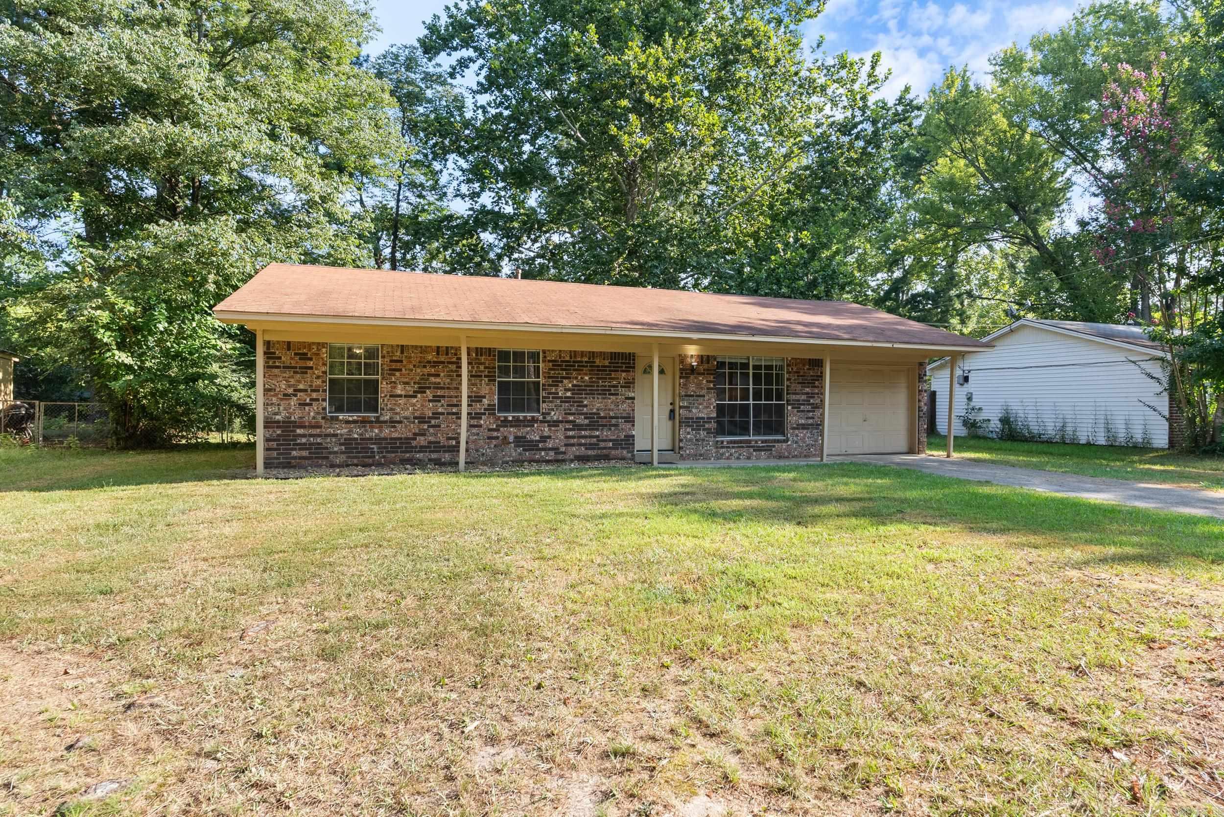 CONWAY MANOR - Residential