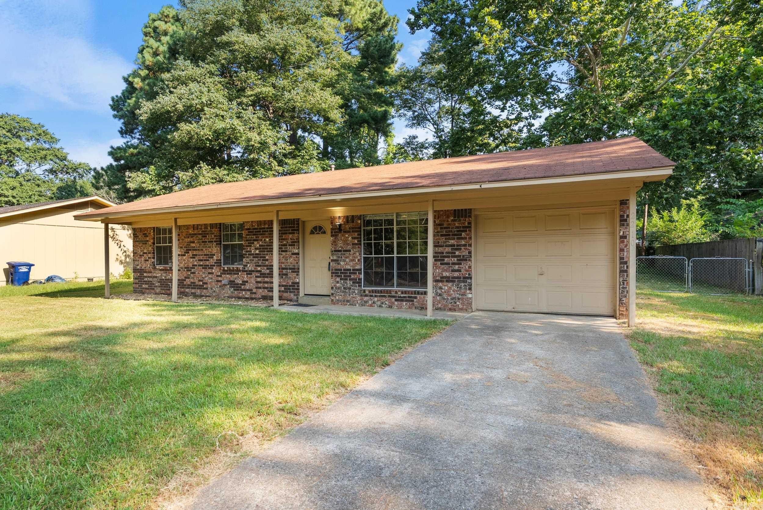 CONWAY MANOR - Residential