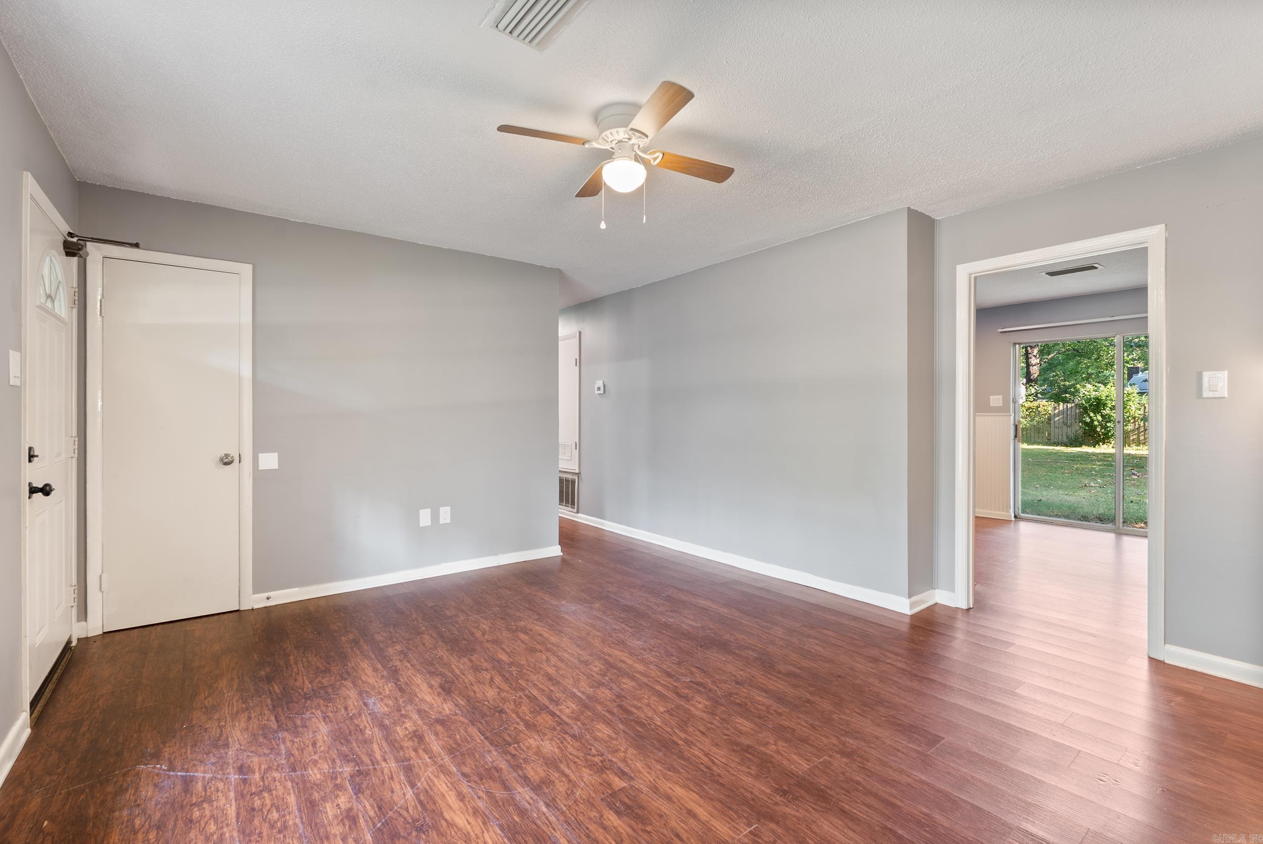 CONWAY MANOR - Residential