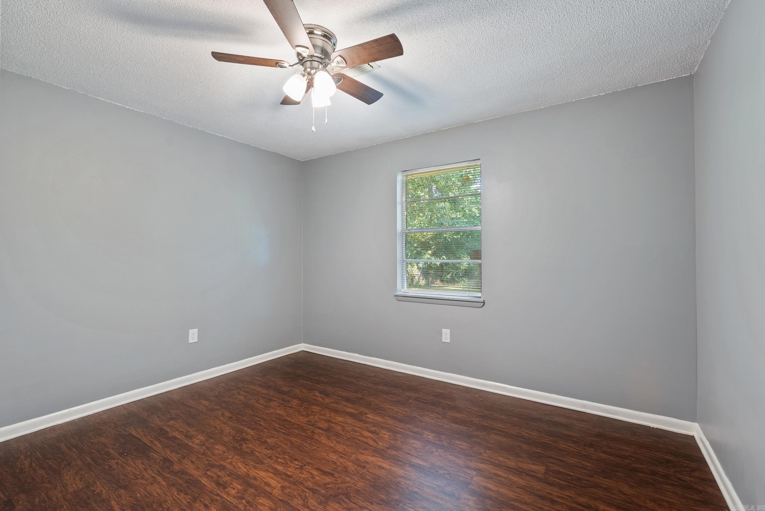 CONWAY MANOR - Residential