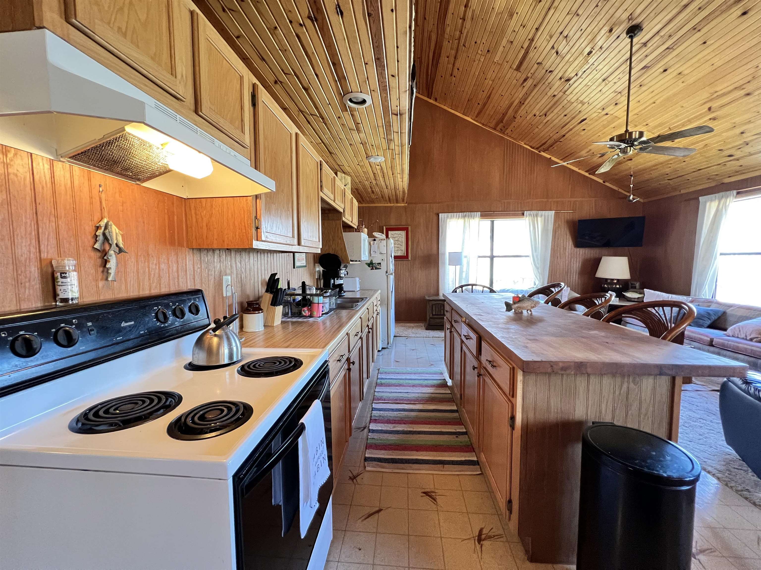 Spring Wood - Residential