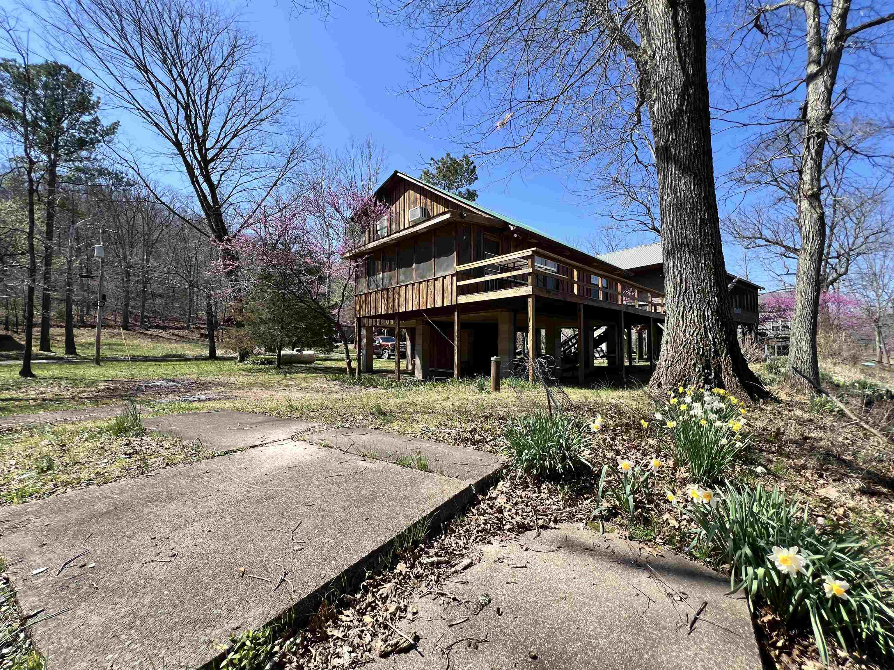 Spring Wood - Residential