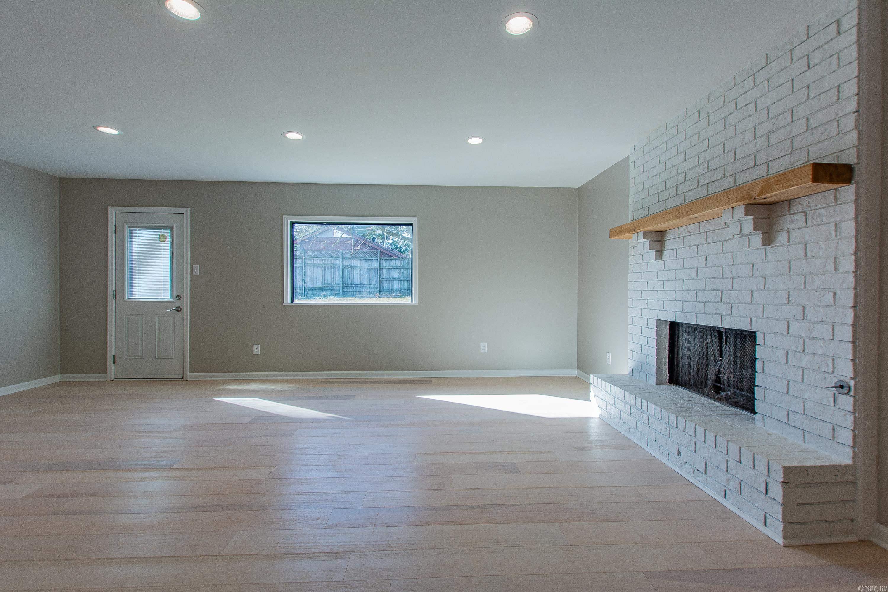 INDIAN RIDGE - Residential