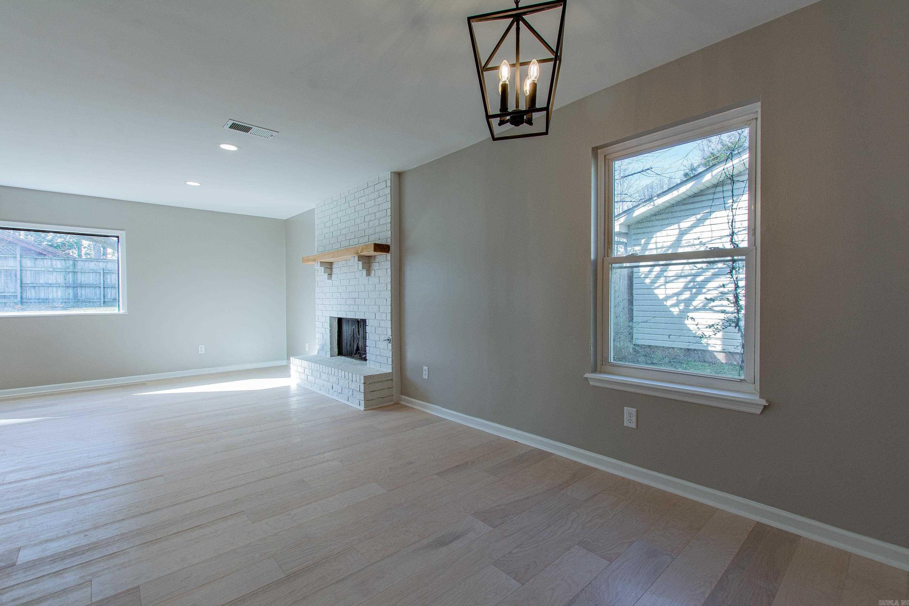 INDIAN RIDGE - Residential