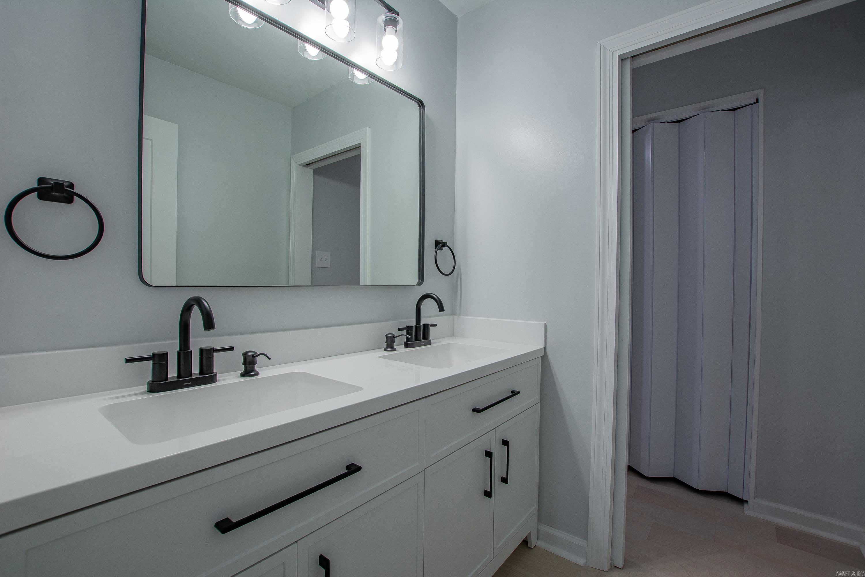 INDIAN RIDGE - Residential