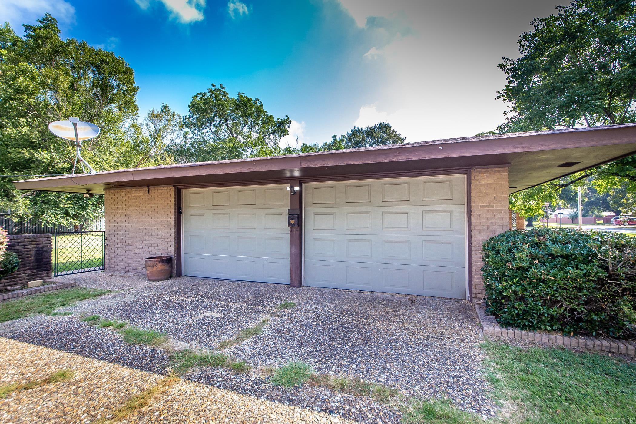 OT ENGLAND CITY - Residential