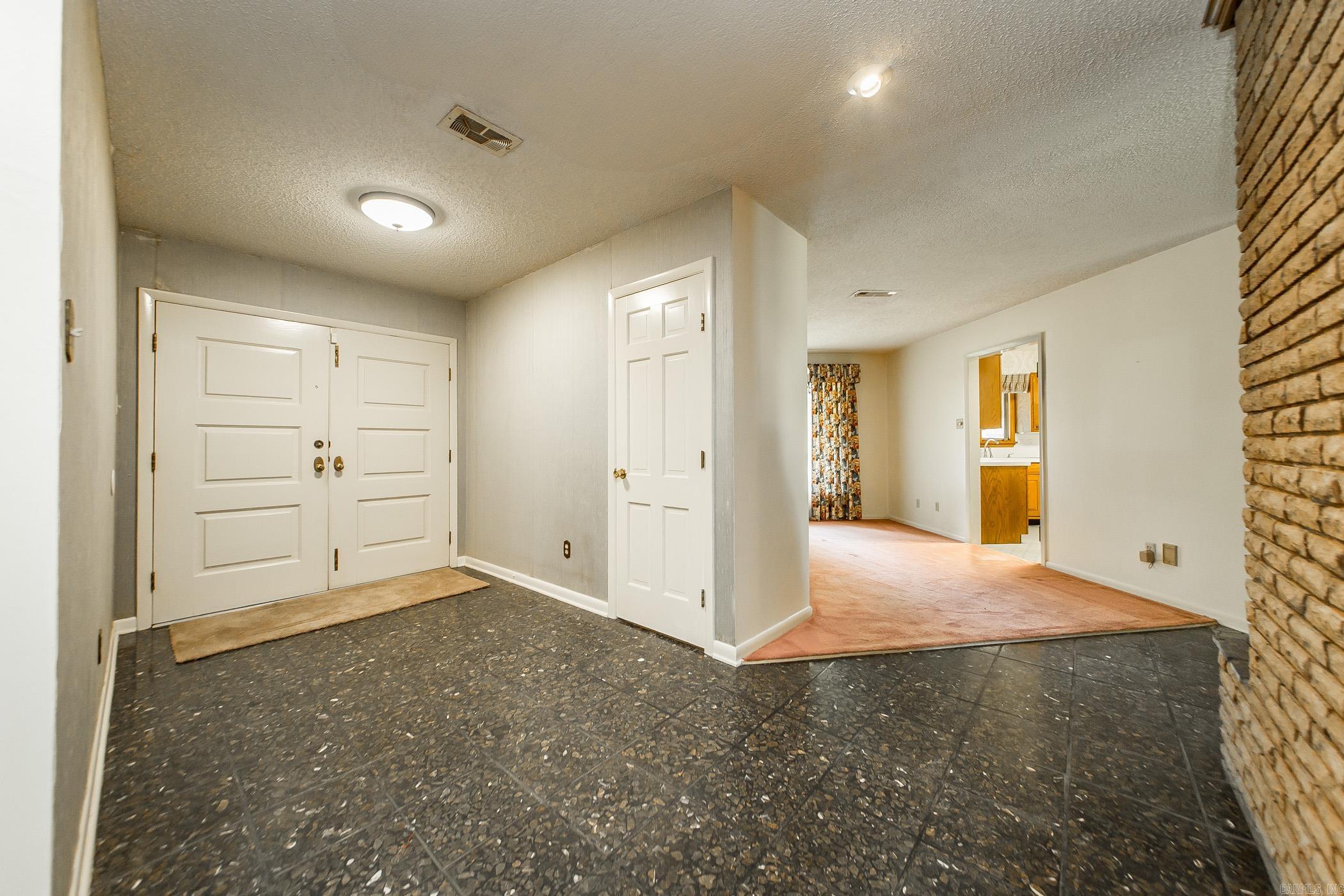 OT ENGLAND CITY - Residential