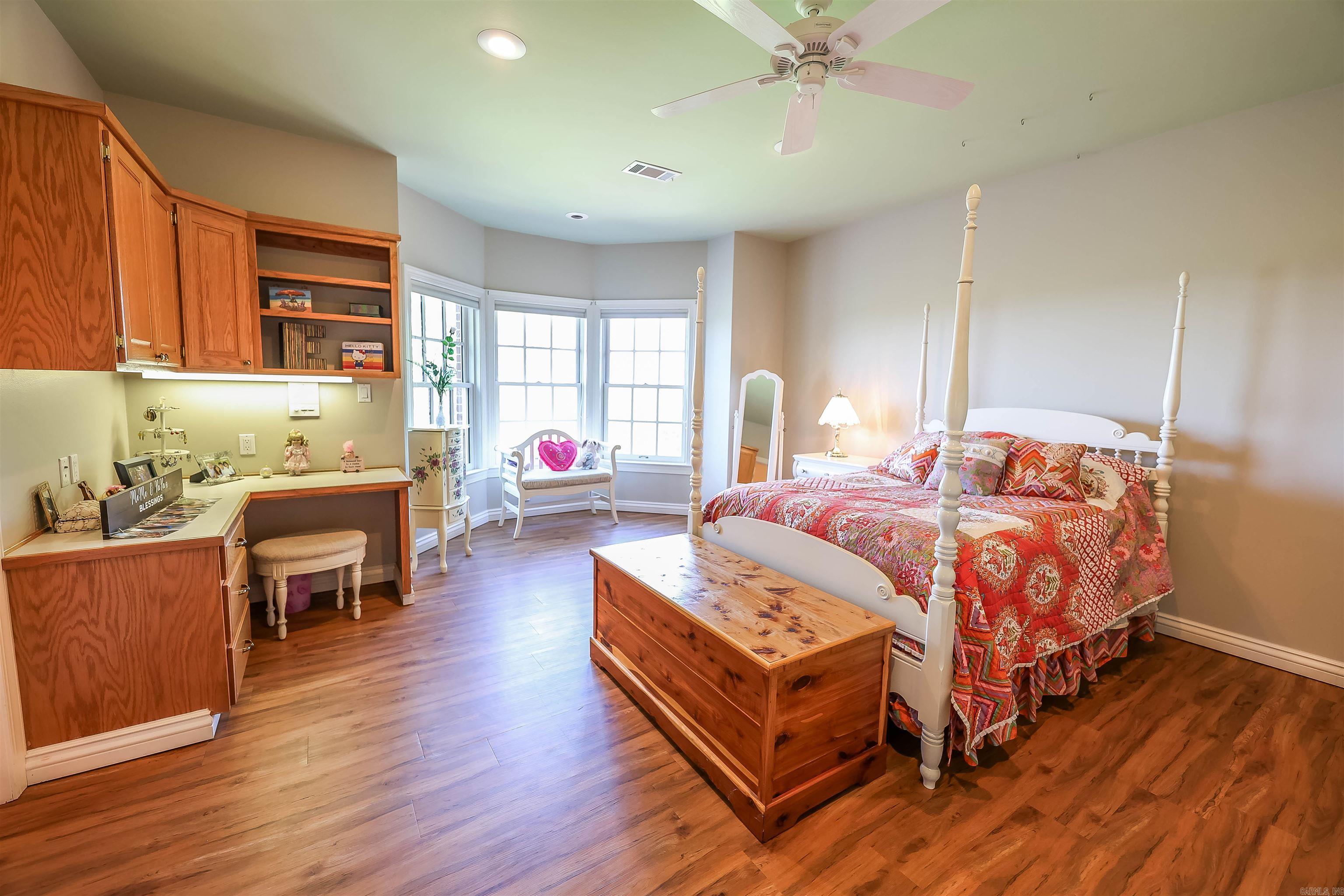 STONE RIDGE - Residential