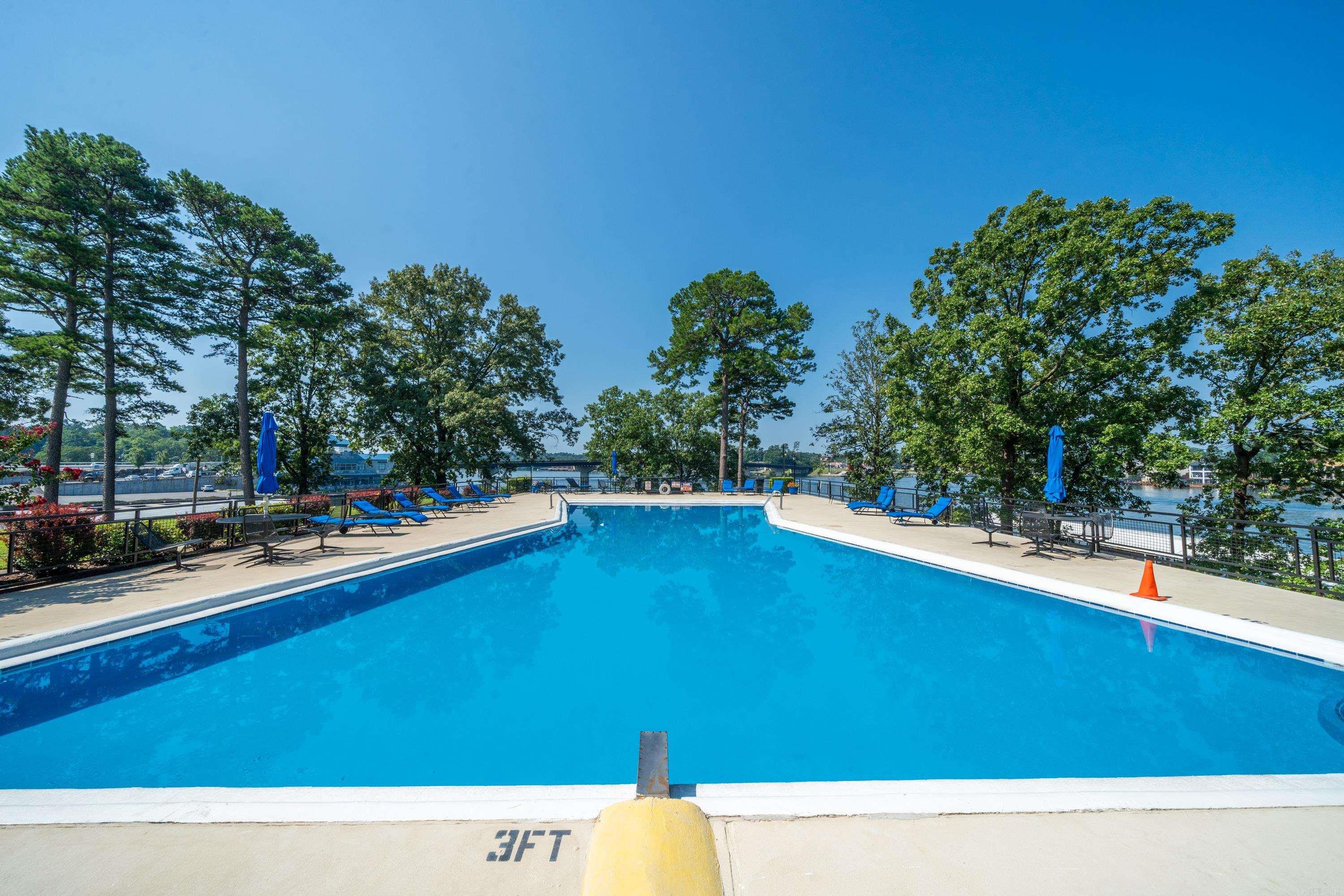 BEACON MANOR HPR - Residential