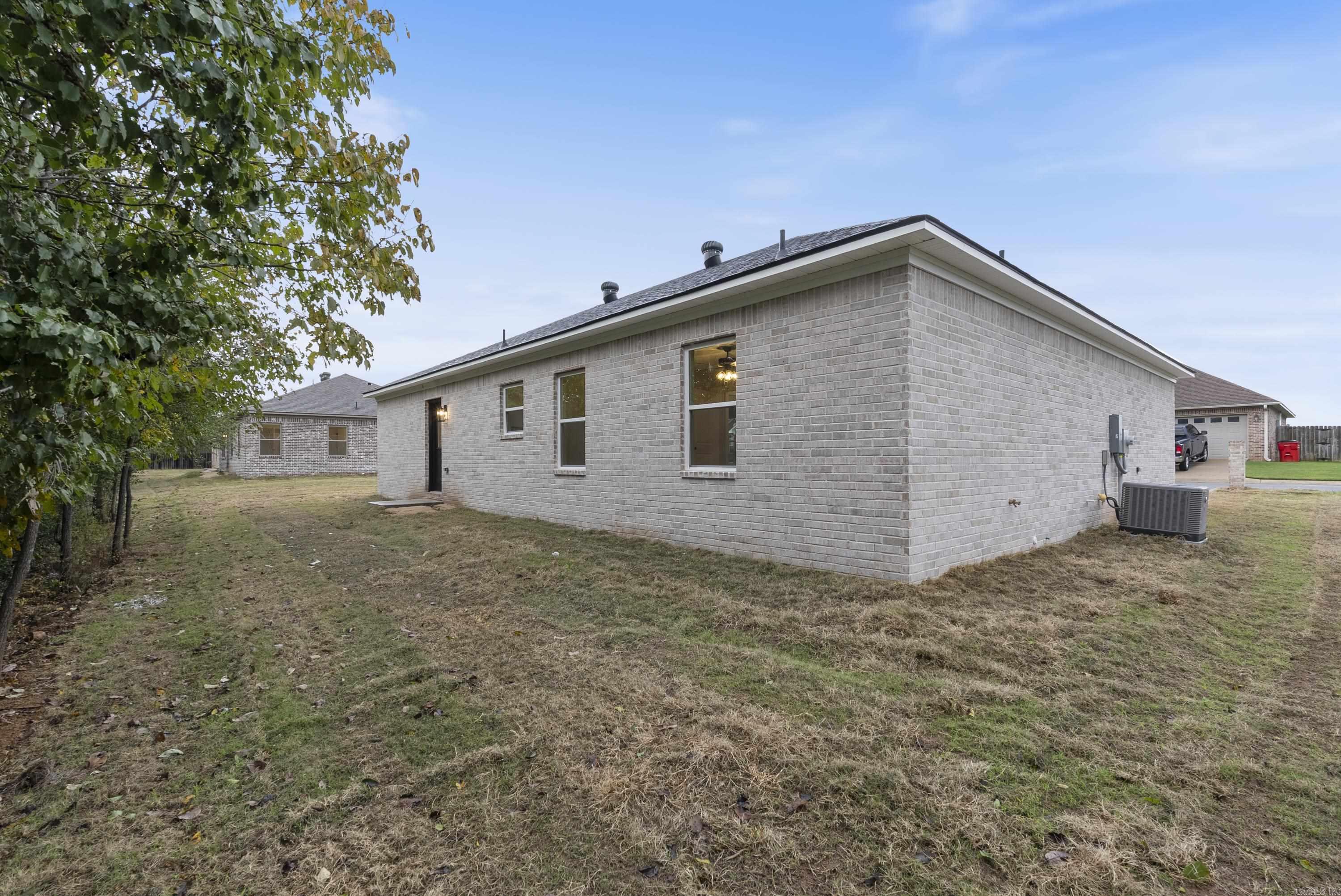 PARKWAY ESTATE - Residential