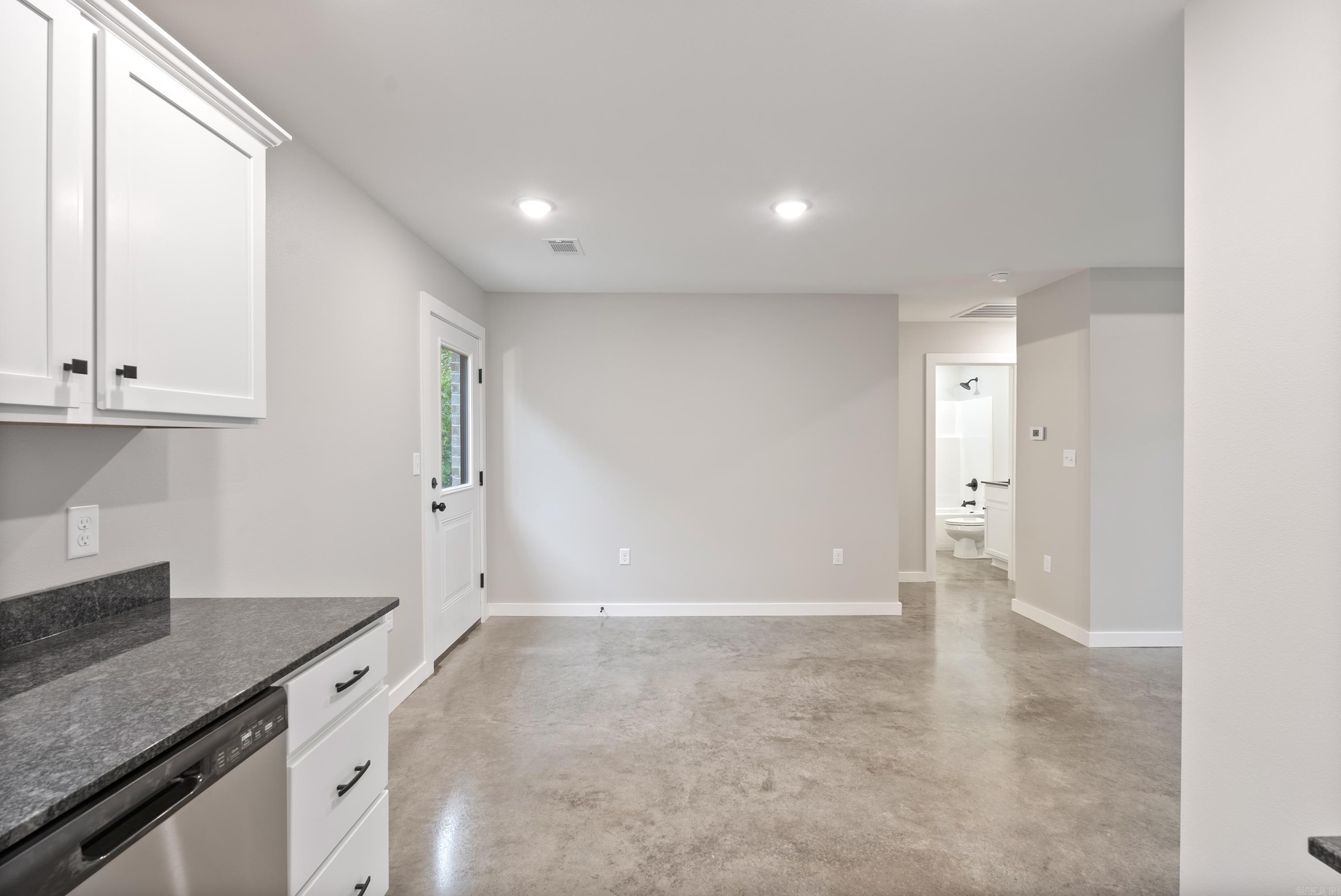 PARKWAY ESTATE - Residential